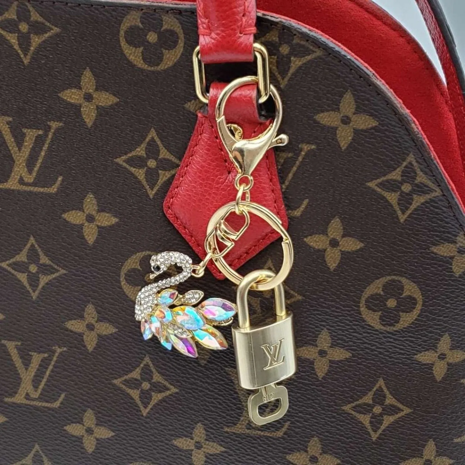 100% Auth Louis Vuitton Lock & Key with unbranded Bagcharm, Keycharm, Keychain