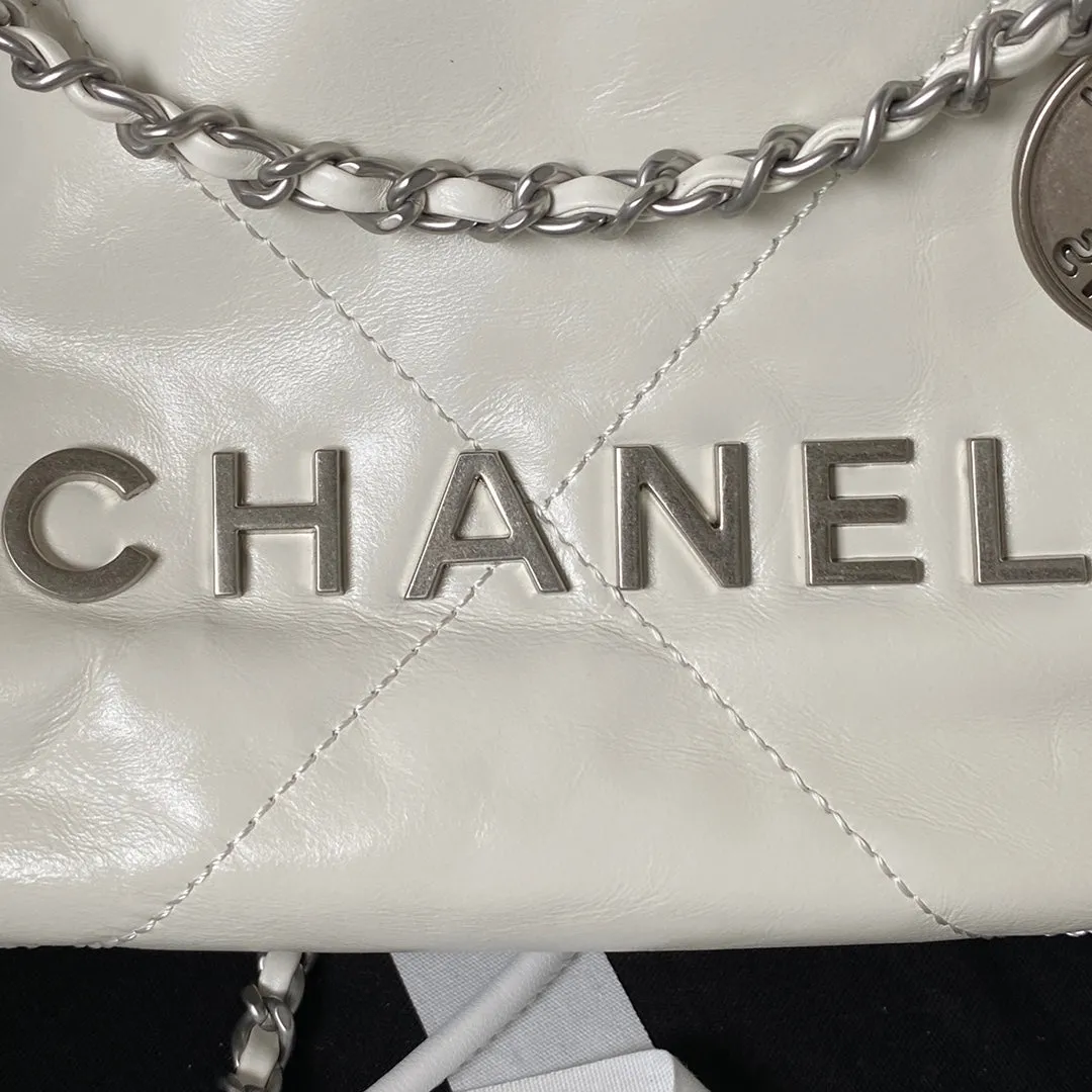 22 Mini Handbags