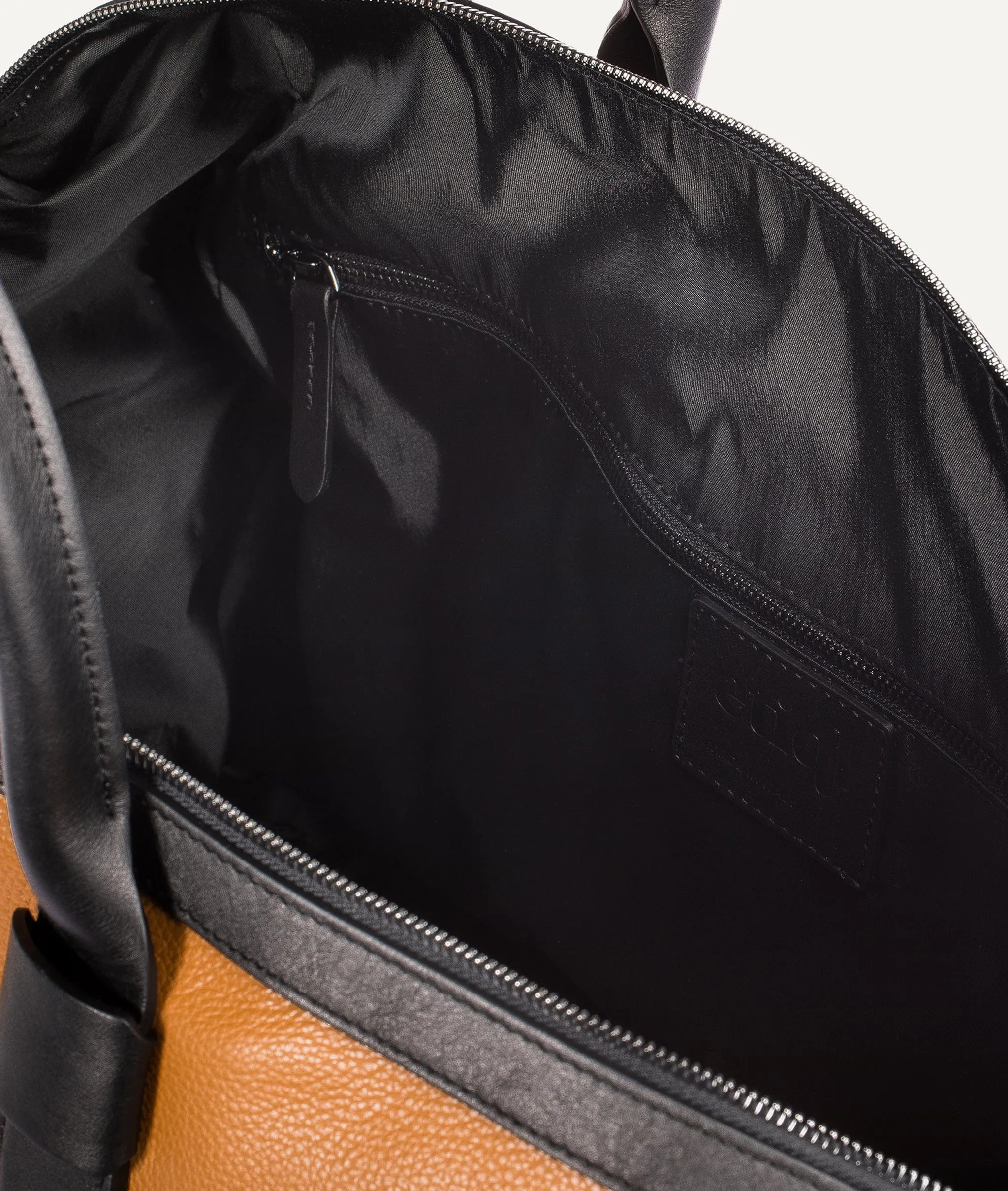 48h Weekender in calf leather