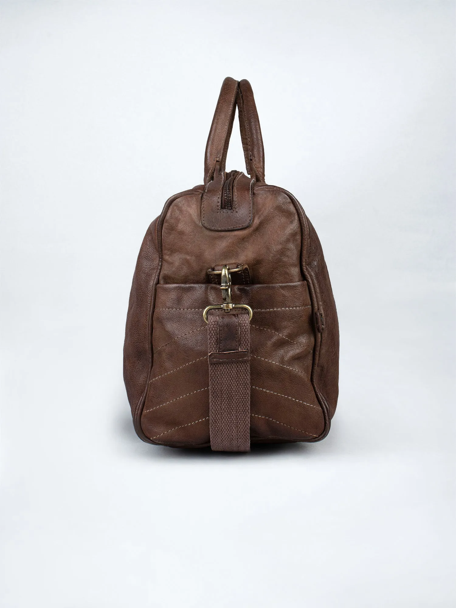 Alexander: Black Leather Weekender Bag by Art N Vintage