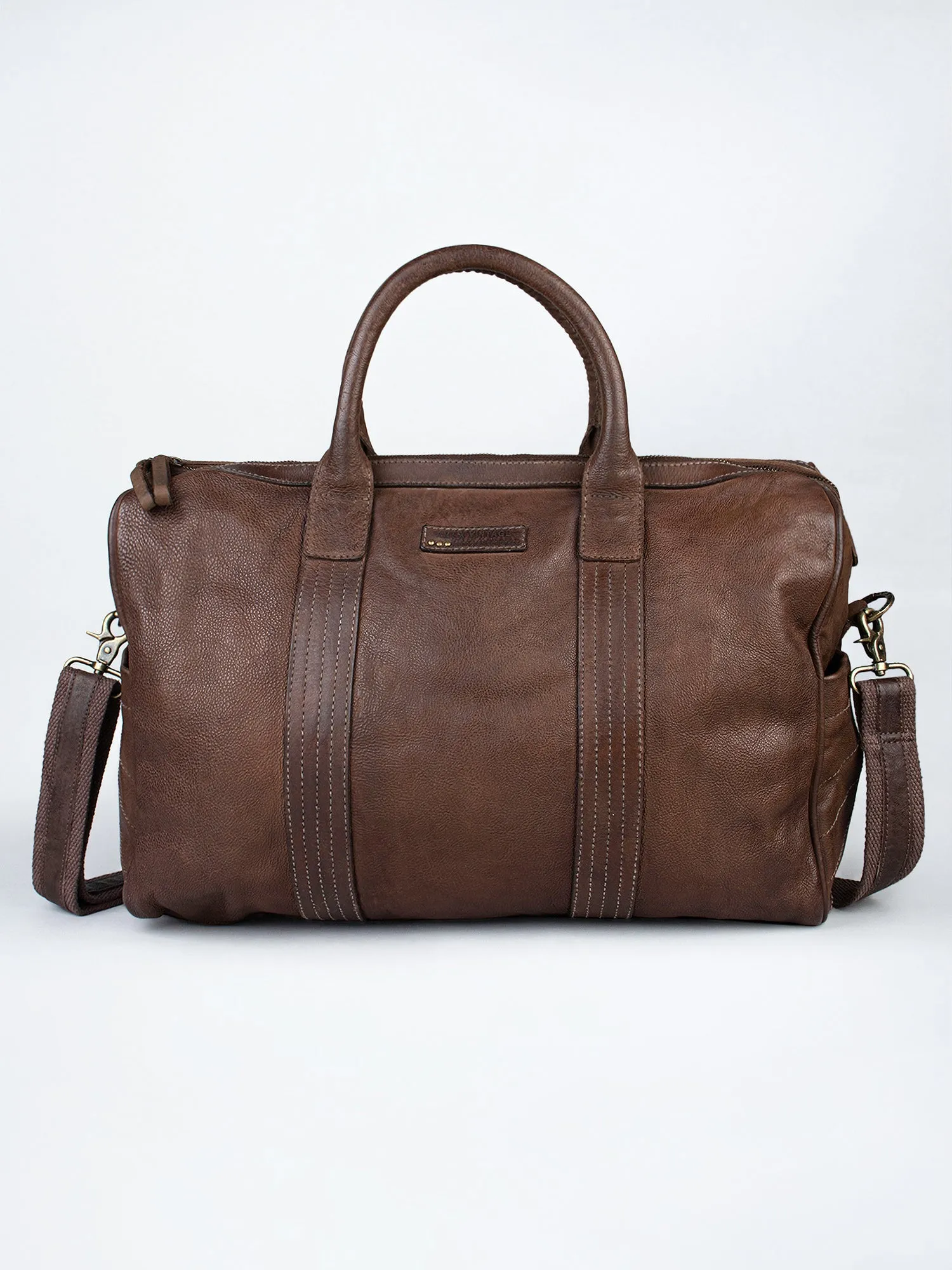Alexander: Black Leather Weekender Bag by Art N Vintage