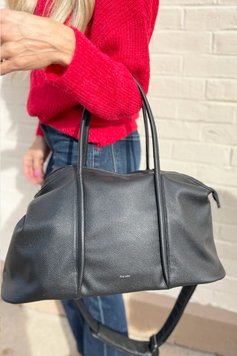Amara Weekender