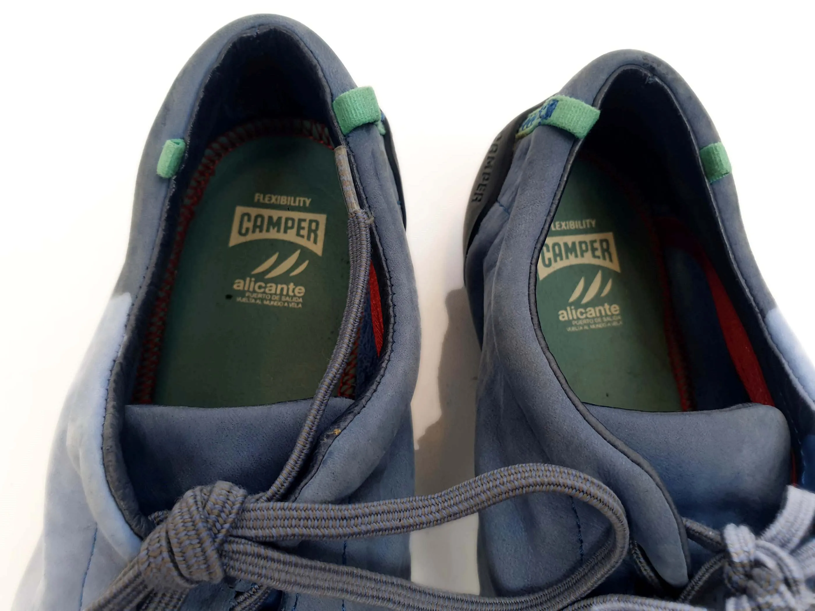 Camper blue leather sneakers size 39