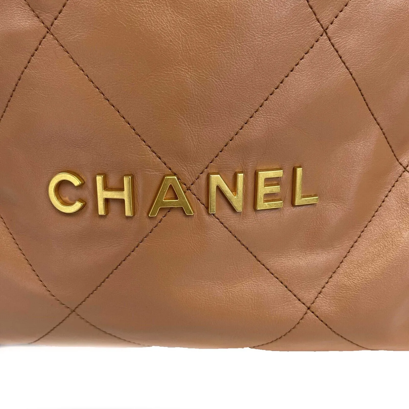 Chanel - 22 bag quilted Calfskin Drawstring Hobo - Caramel Shoulder Bag