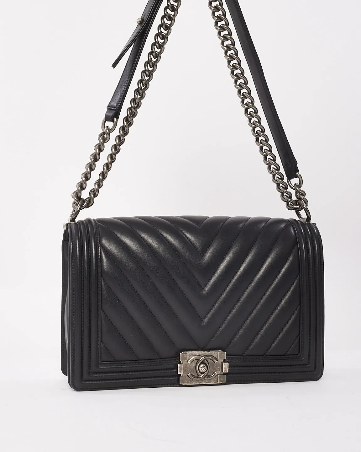 Chanel Black Chevron Leather Old Medium Boy Bag