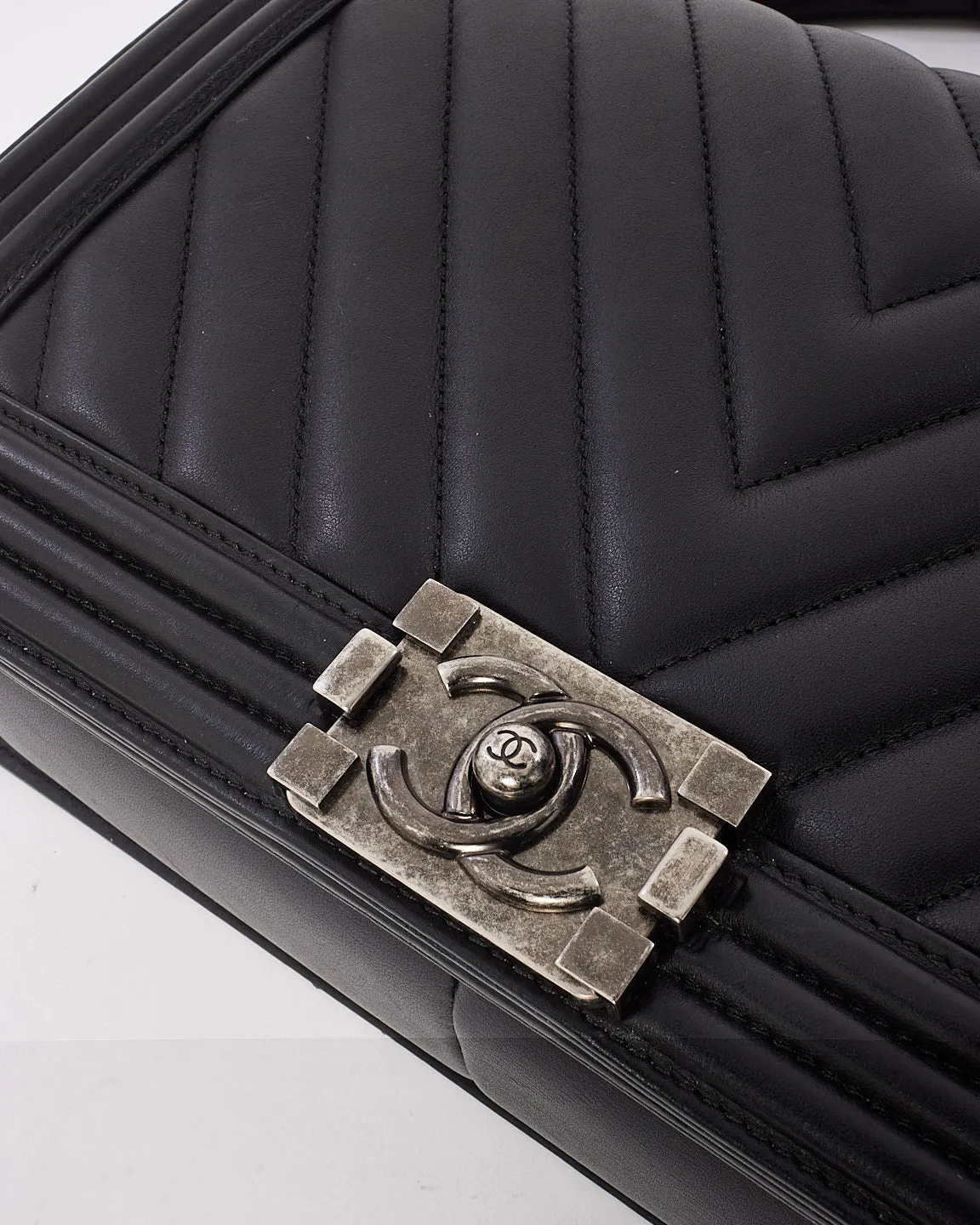 Chanel Black Chevron Leather Old Medium Boy Bag