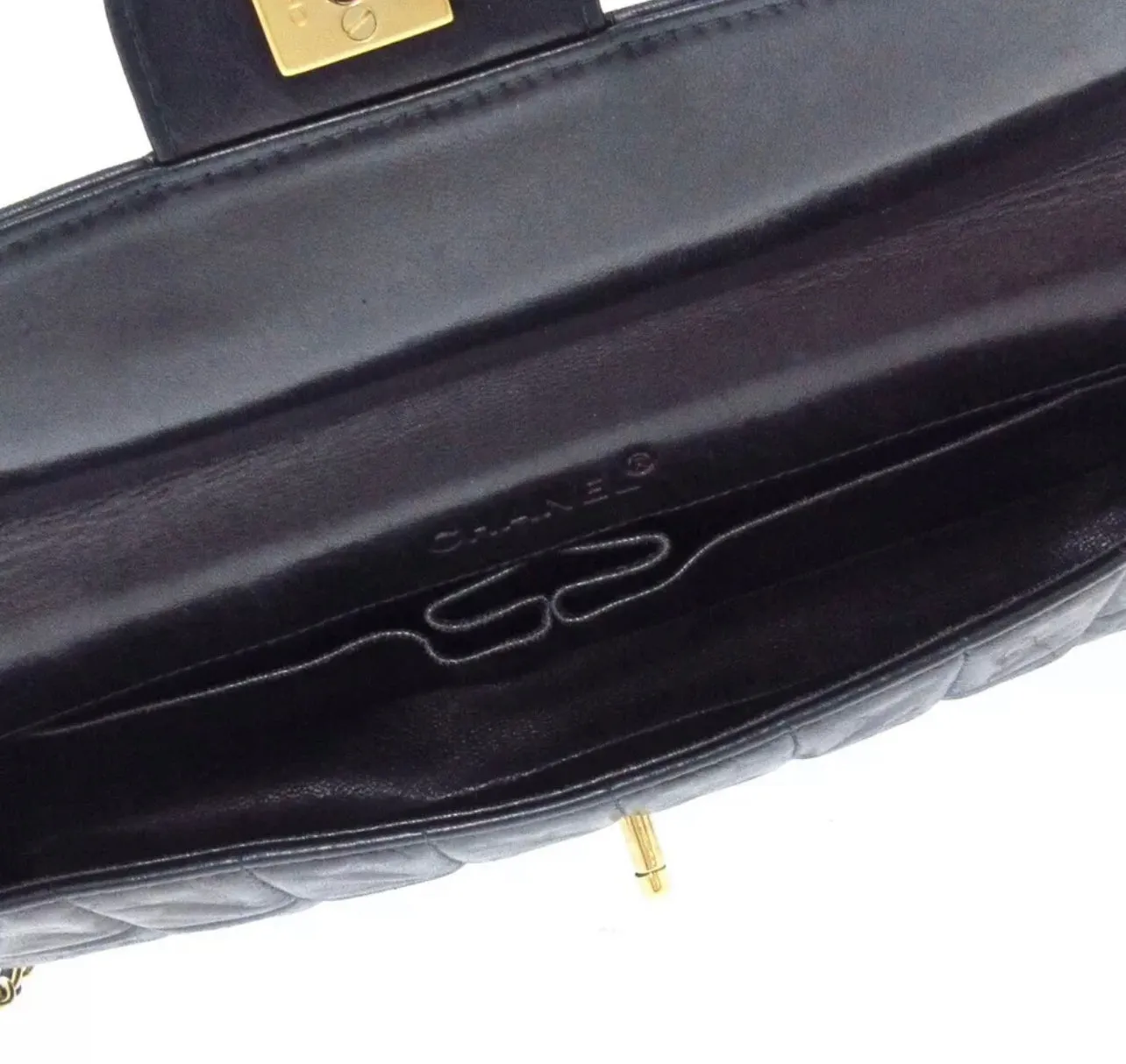 Chanel Black Quilted Chain Shoulder Bag