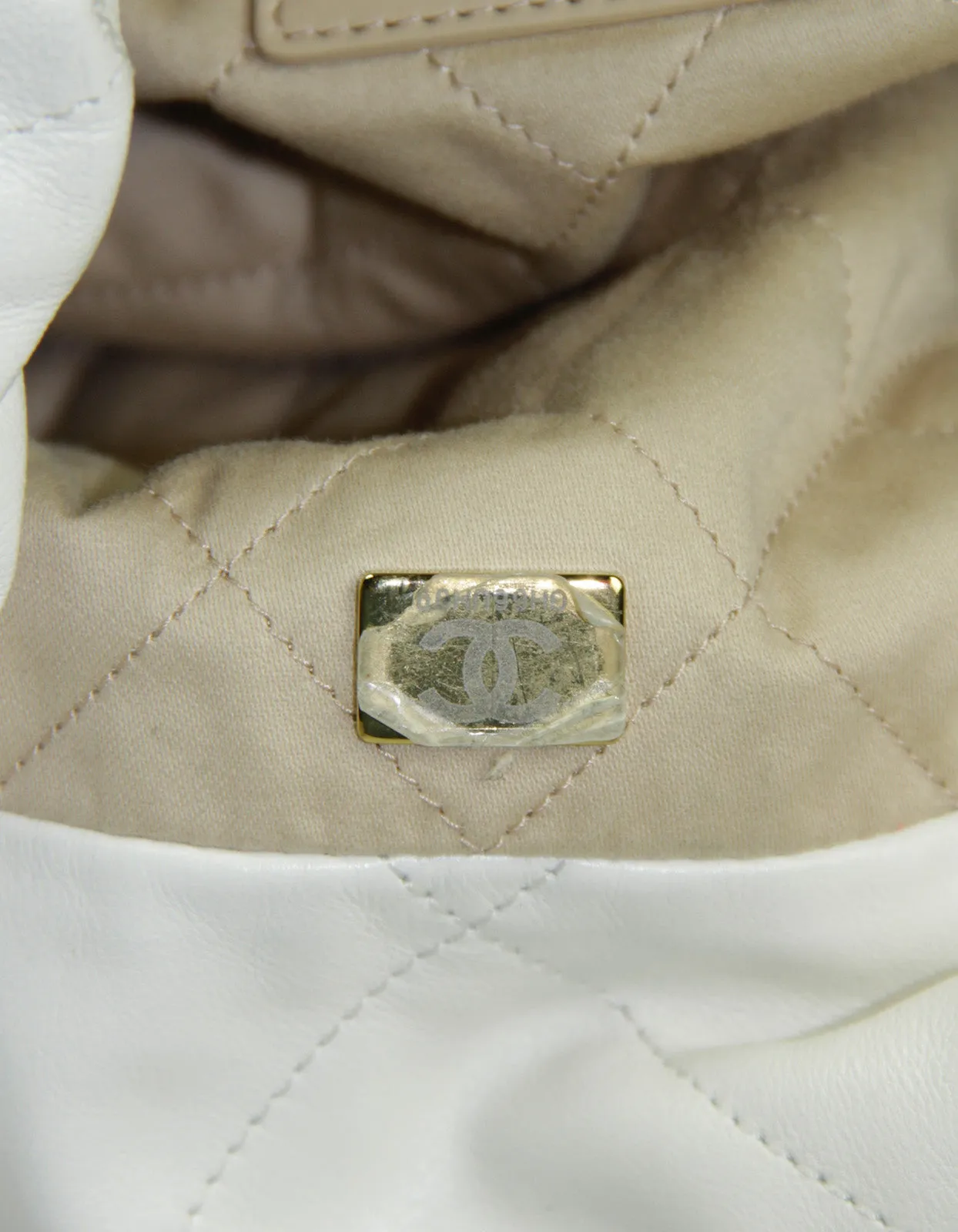 Chanel White Leather Quilted Chanel 22 Tote Bag