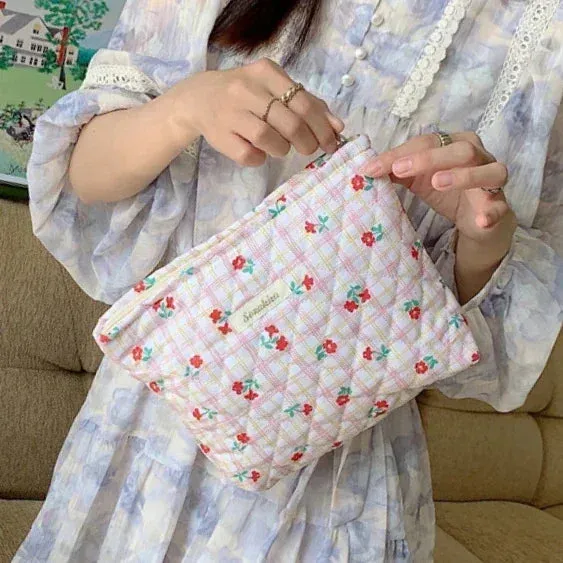 Cute Pink Women's Cosmetic Bag Make Up Case Quilted Cotton Travel Storage Bags Portable Wash Bag Clutch Purse Handbags Mommy Bag