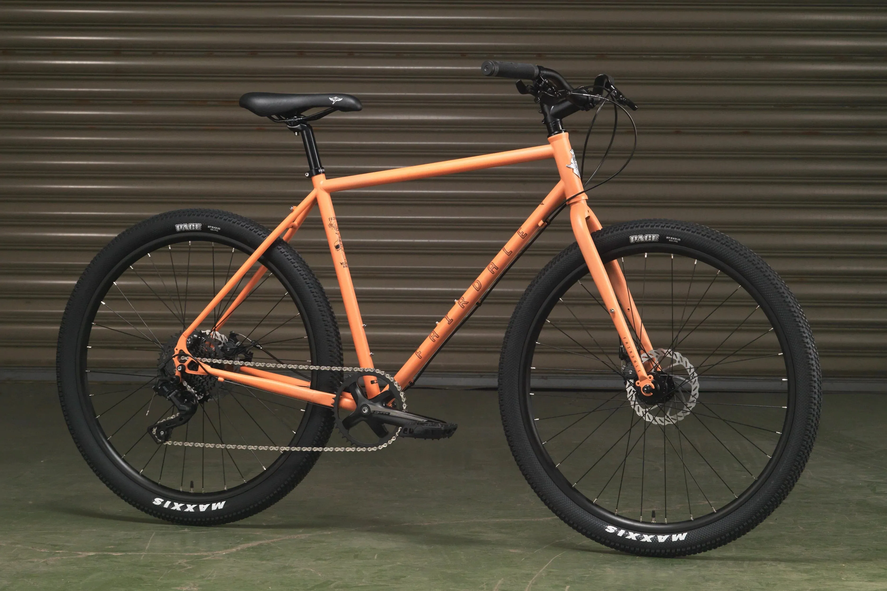 Fairdale 2023 Weekender Bike Archer Matte Coral Red