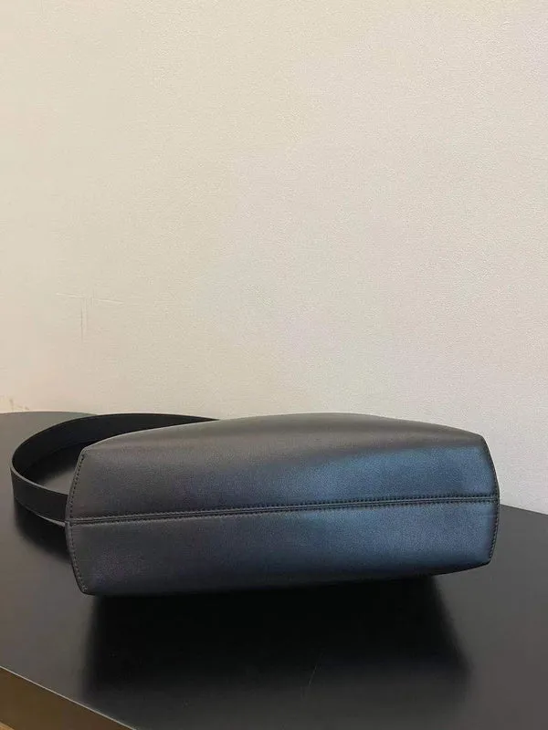 Fendi Luxury Fashion Bag