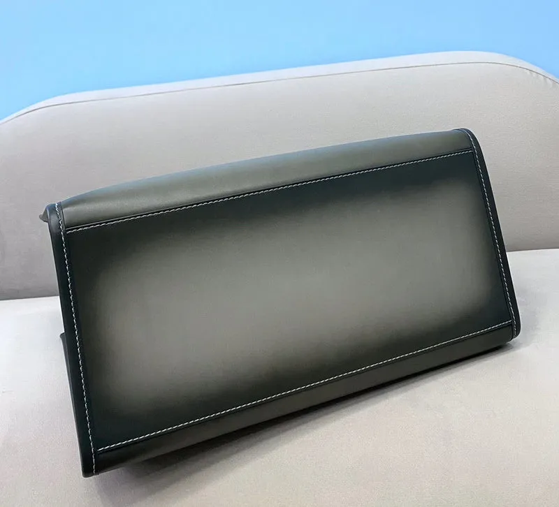 Fendi Luxury Fashion Bag