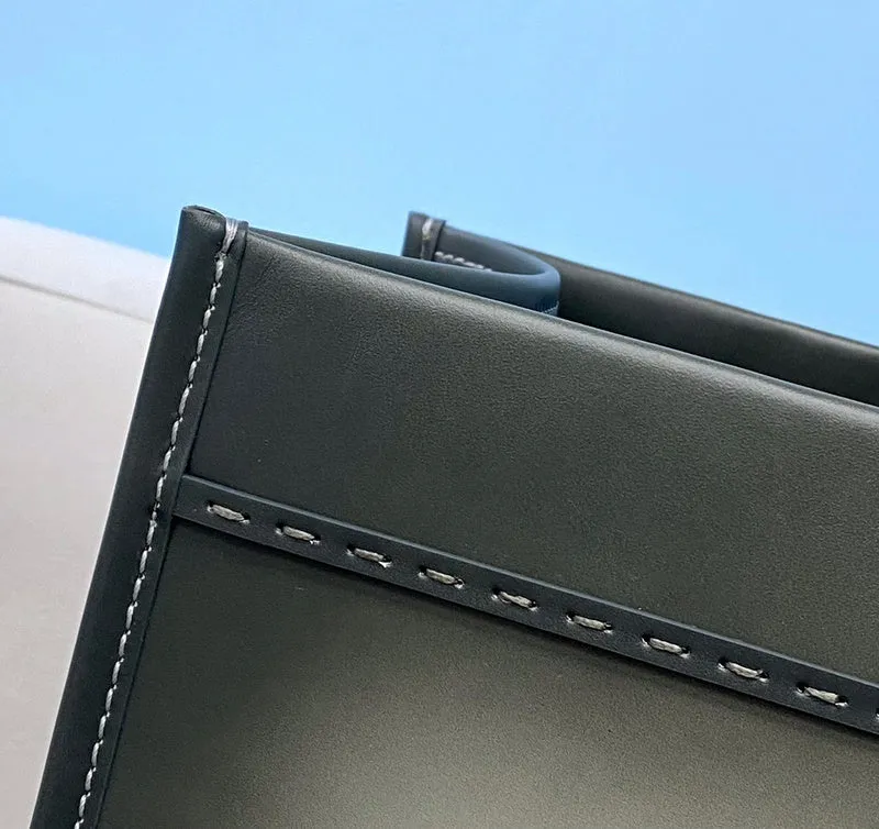 Fendi Luxury Fashion Bag