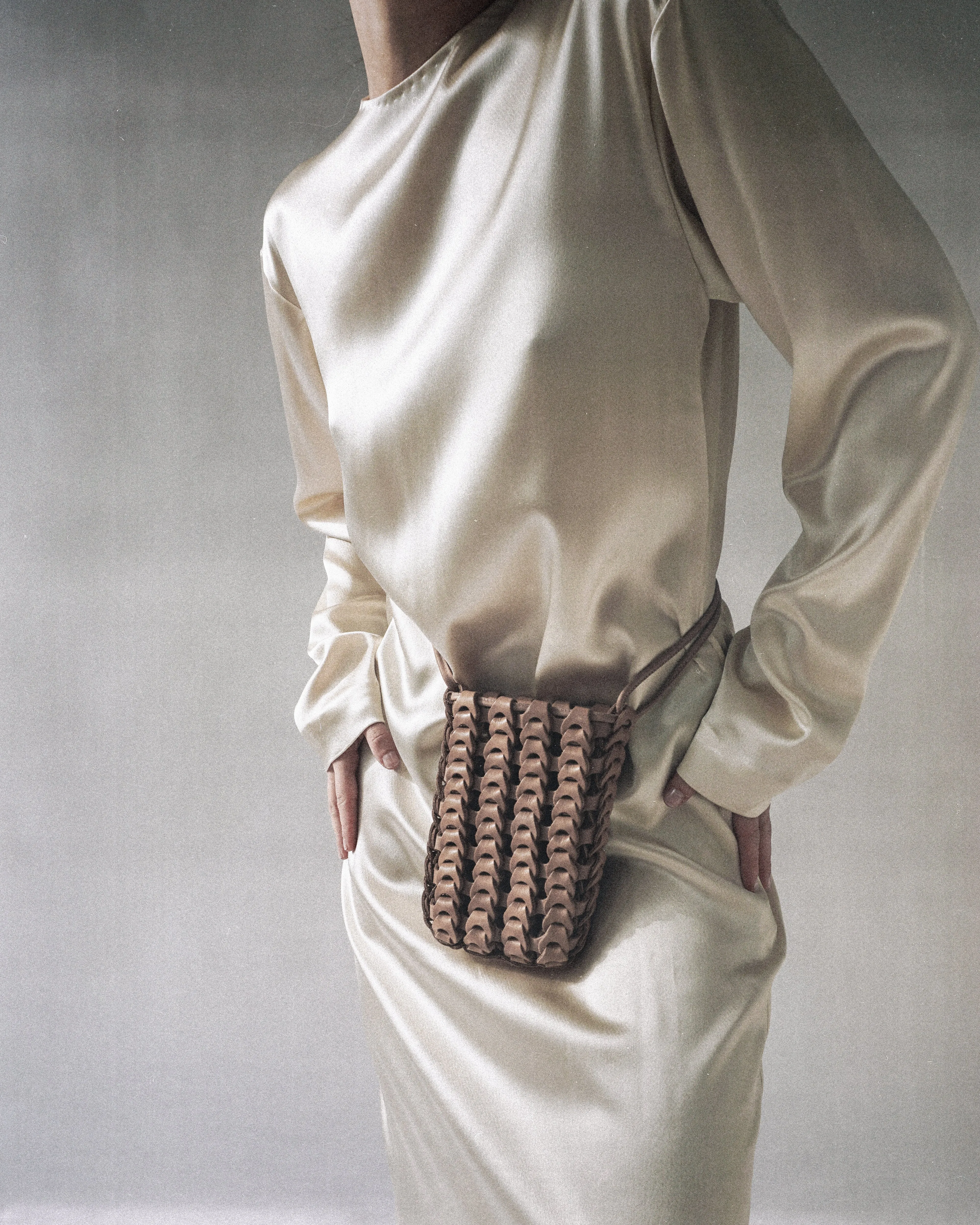 Gabita in Taupe