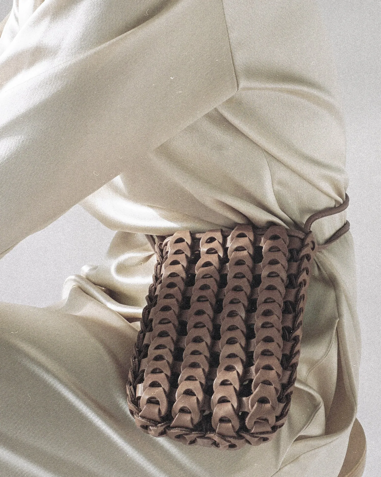Gabita in Taupe