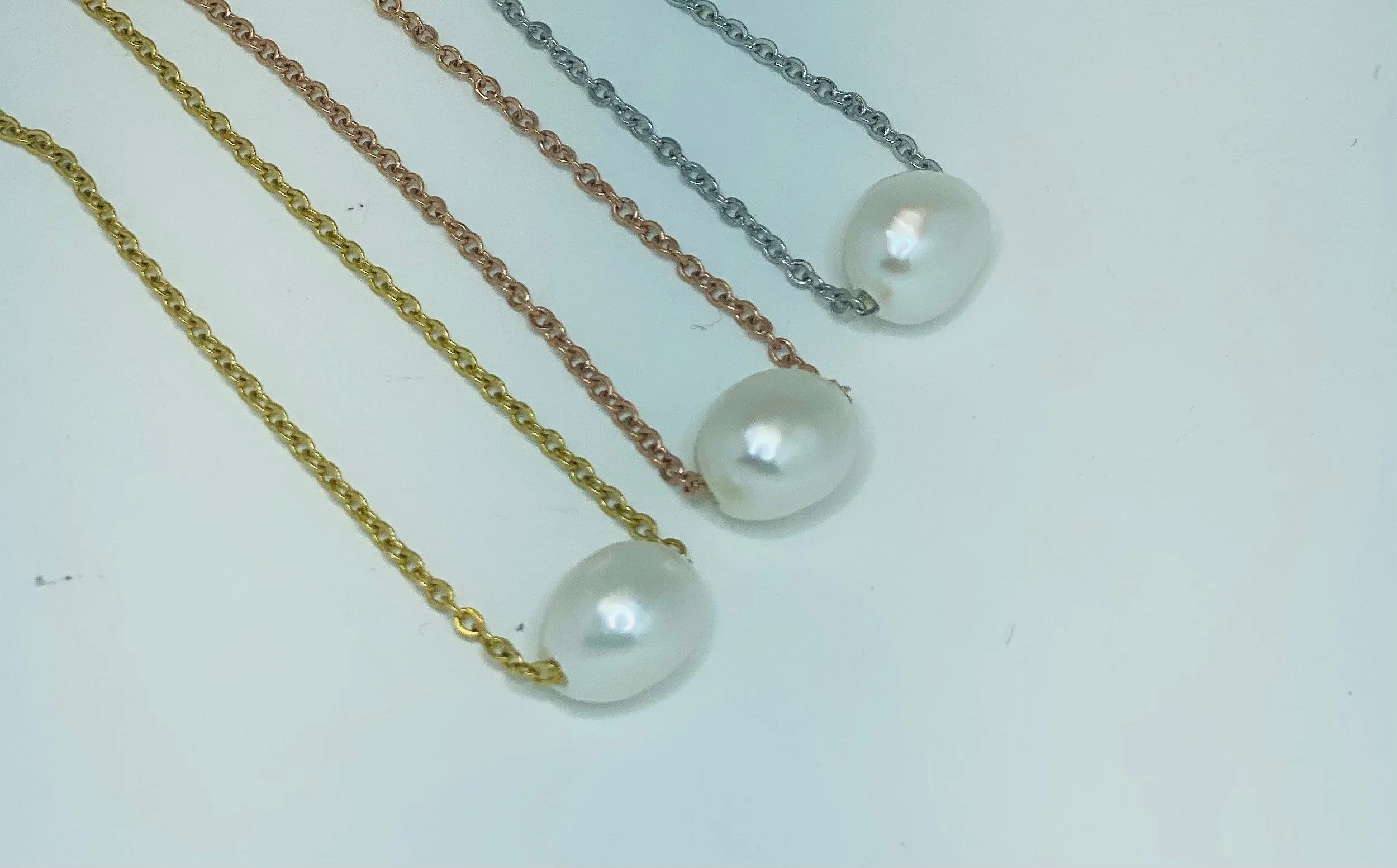 Gift for mom, mom gift, mom necklace, mom Christmas gift, mom gift, gift from daughter, mom gifts, Christmas gift for mom, inexpensive