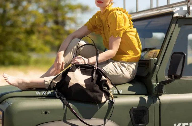 GIGANTI STAR CANVAS CROSSBODY
