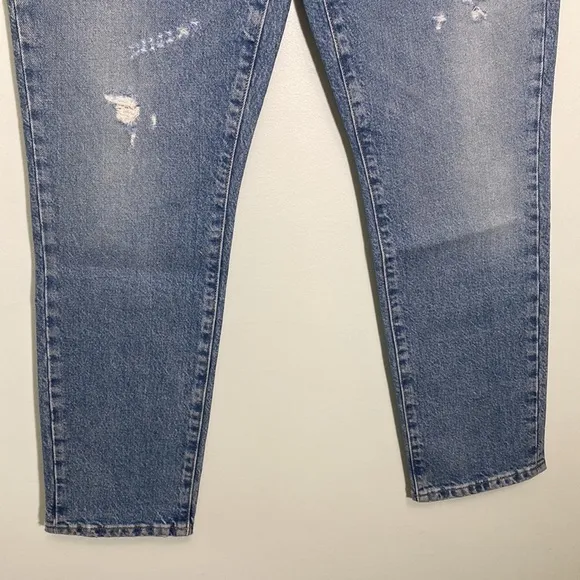 Good American Good Classic Distressed Weekender Jean NWT 2/26 Straight High rise