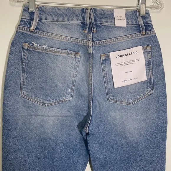 Good American Good Classic Distressed Weekender Jean NWT 2/26 Straight High rise