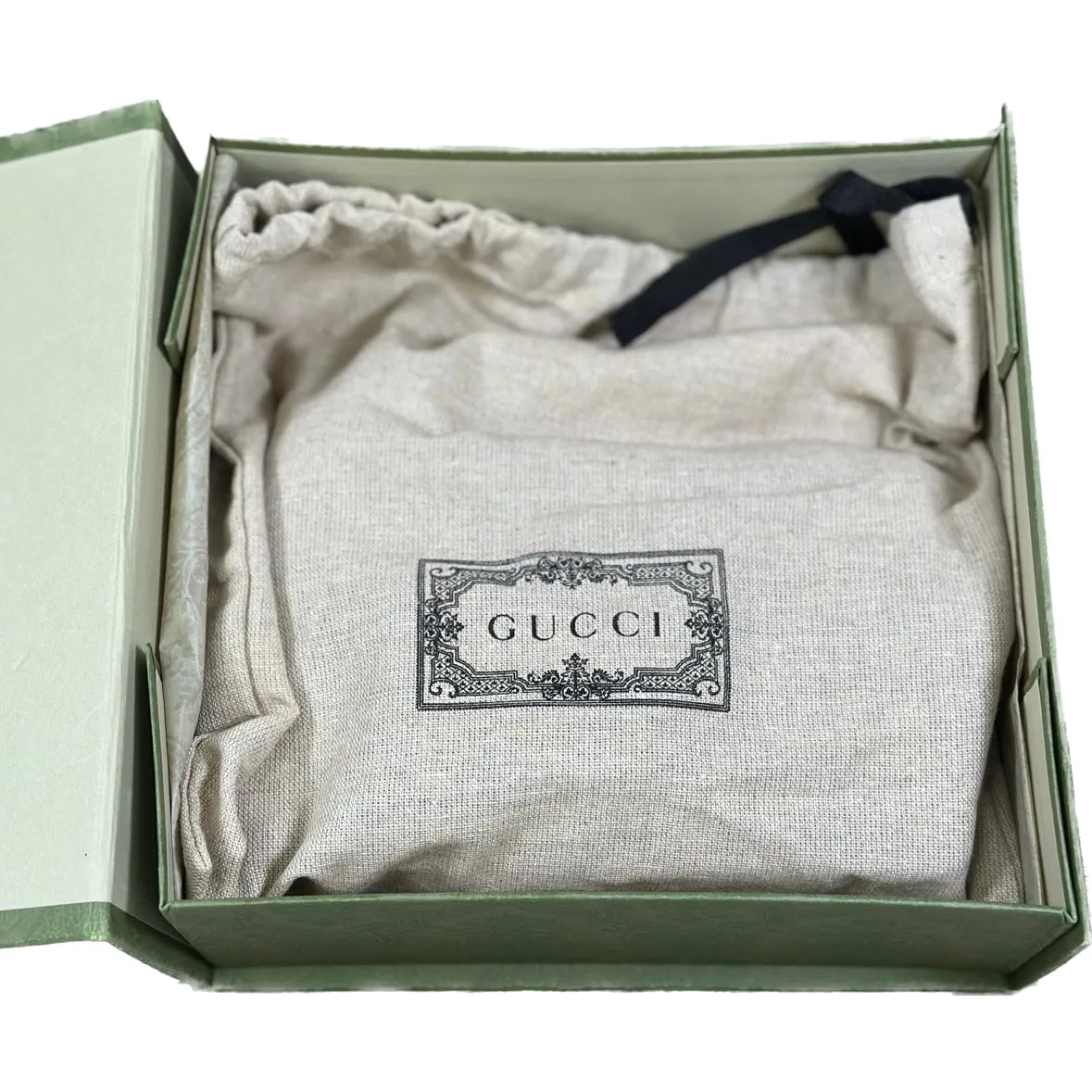 Gucci Dionysus GG Supreme Super Mini Bag