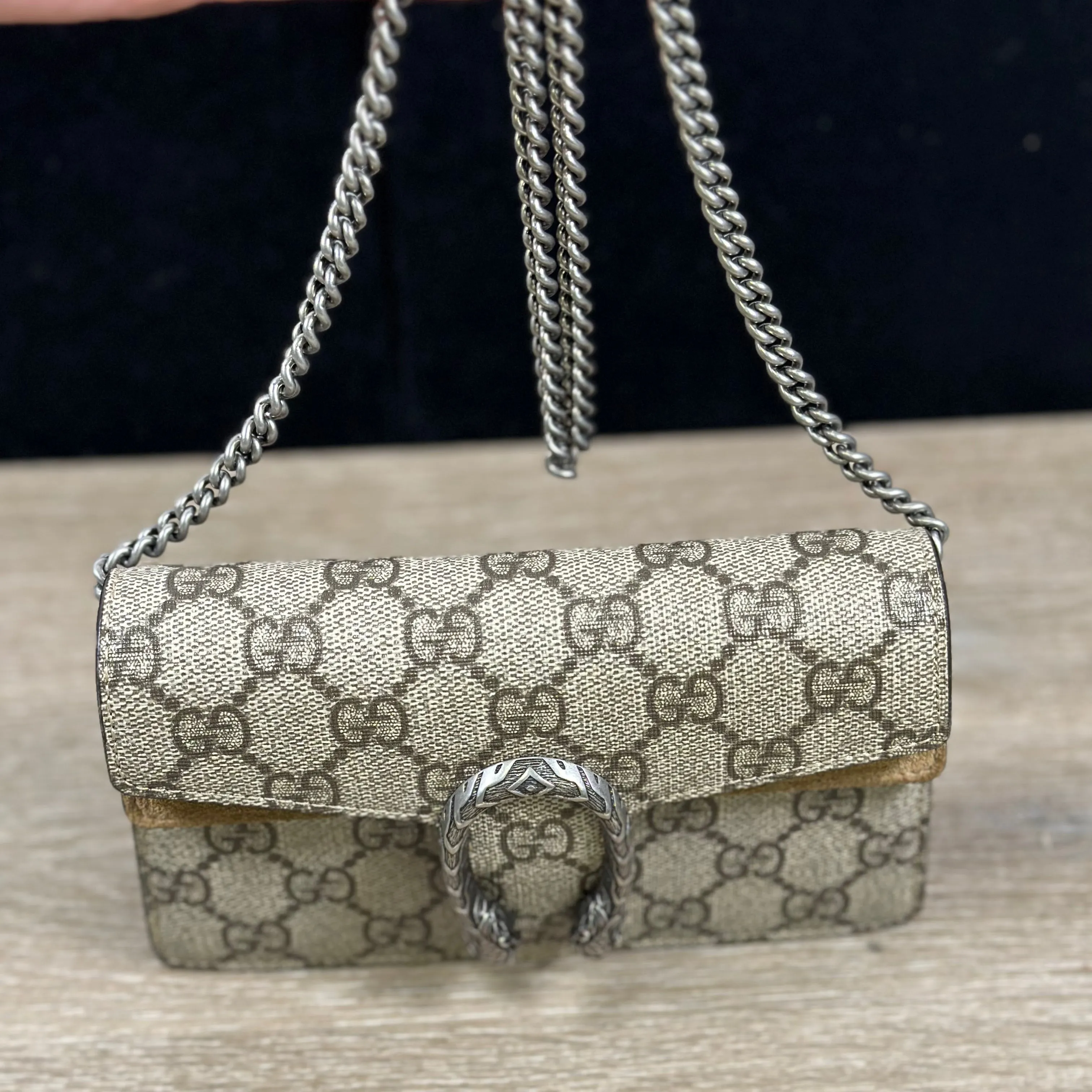 Gucci Dionysus GG Supreme Super Mini Bag