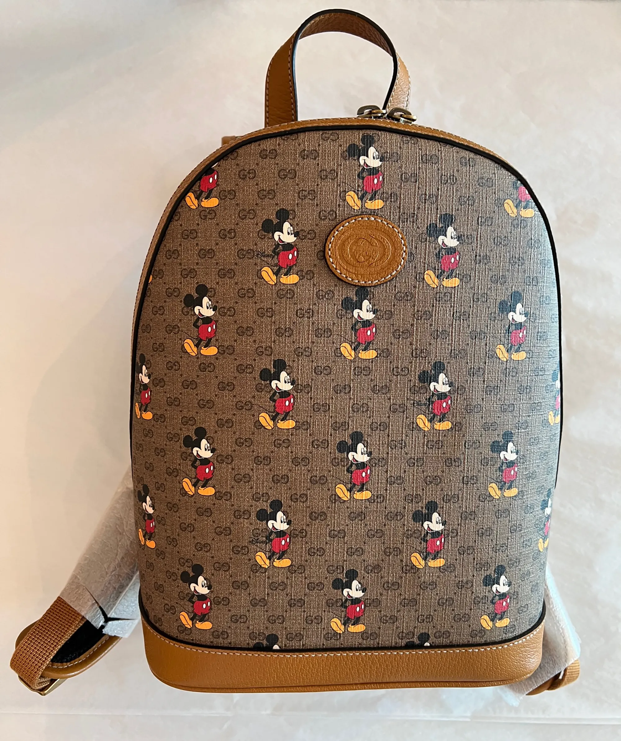 GUCCI GG Disney X Mickey Mouse Zip Around Tan Brown Purse Wallet Italy NEW