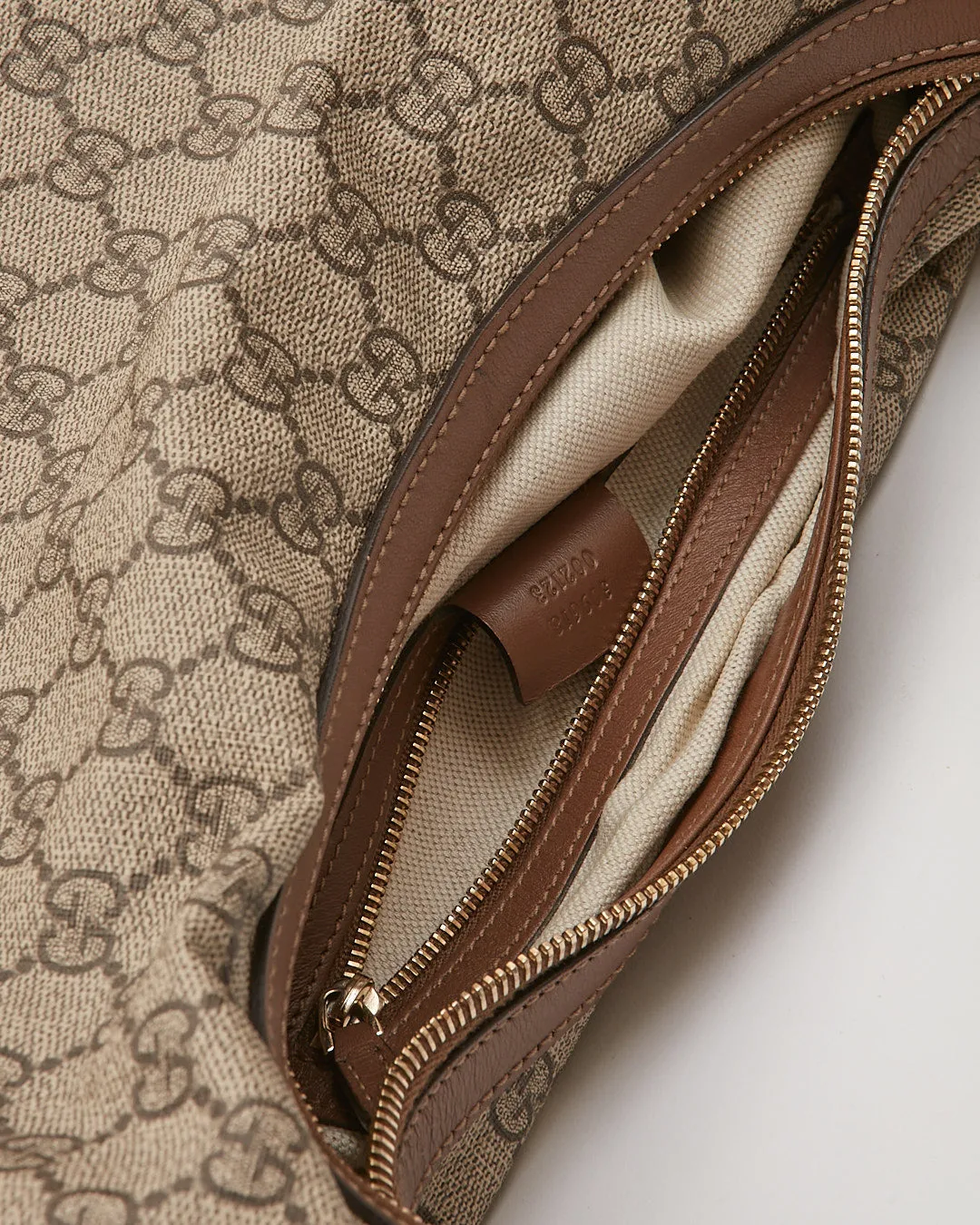 Gucci GG Supreme Coated Canvas Shoulder Bag