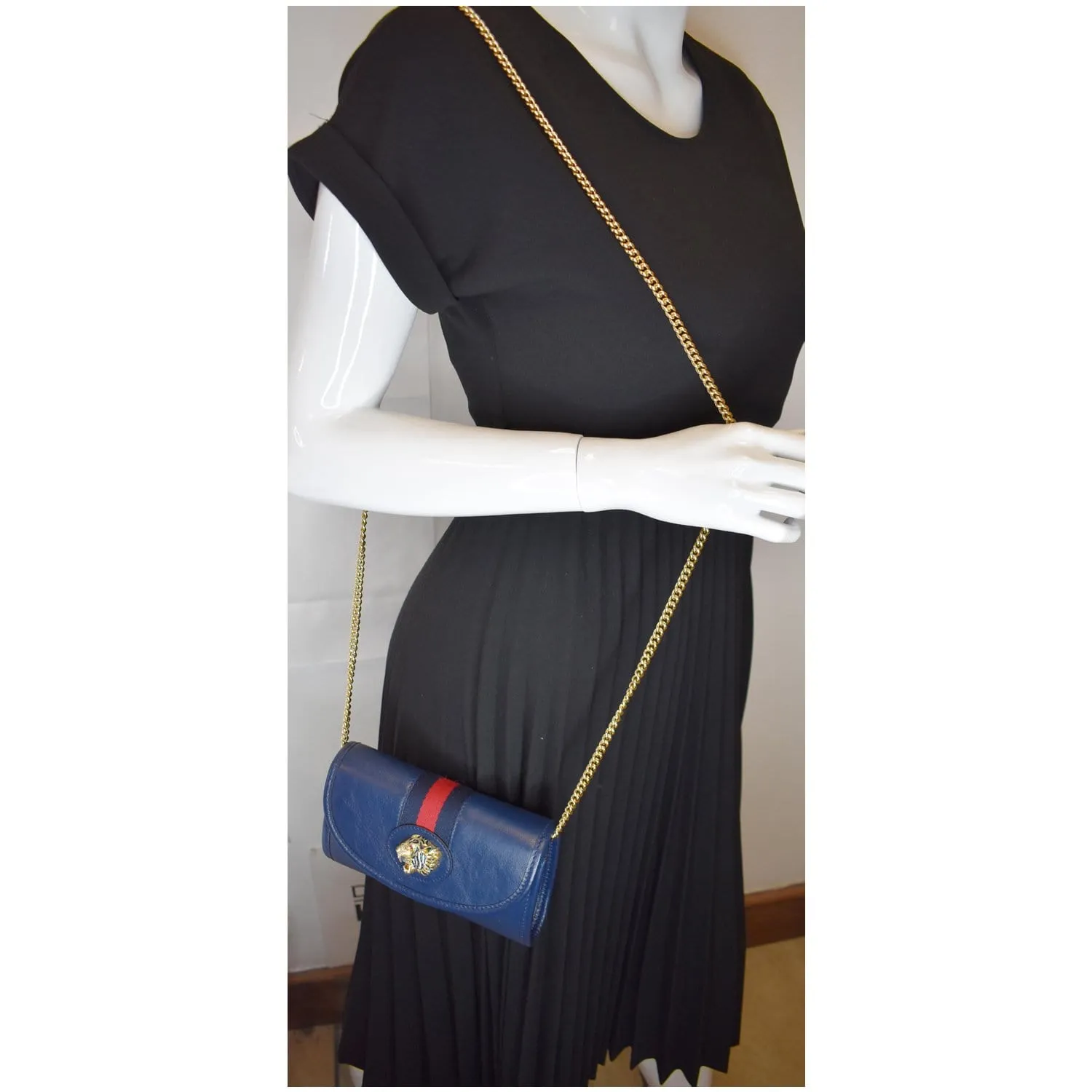 GUCCI Rajah Mini Leather Chain Shoulder Bag Blue 573797