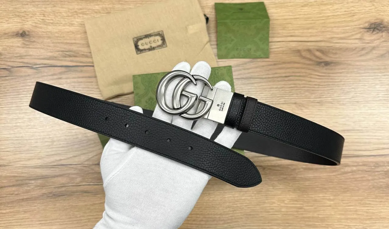 Gucci Reversible thin belt with Double G buckle silver
