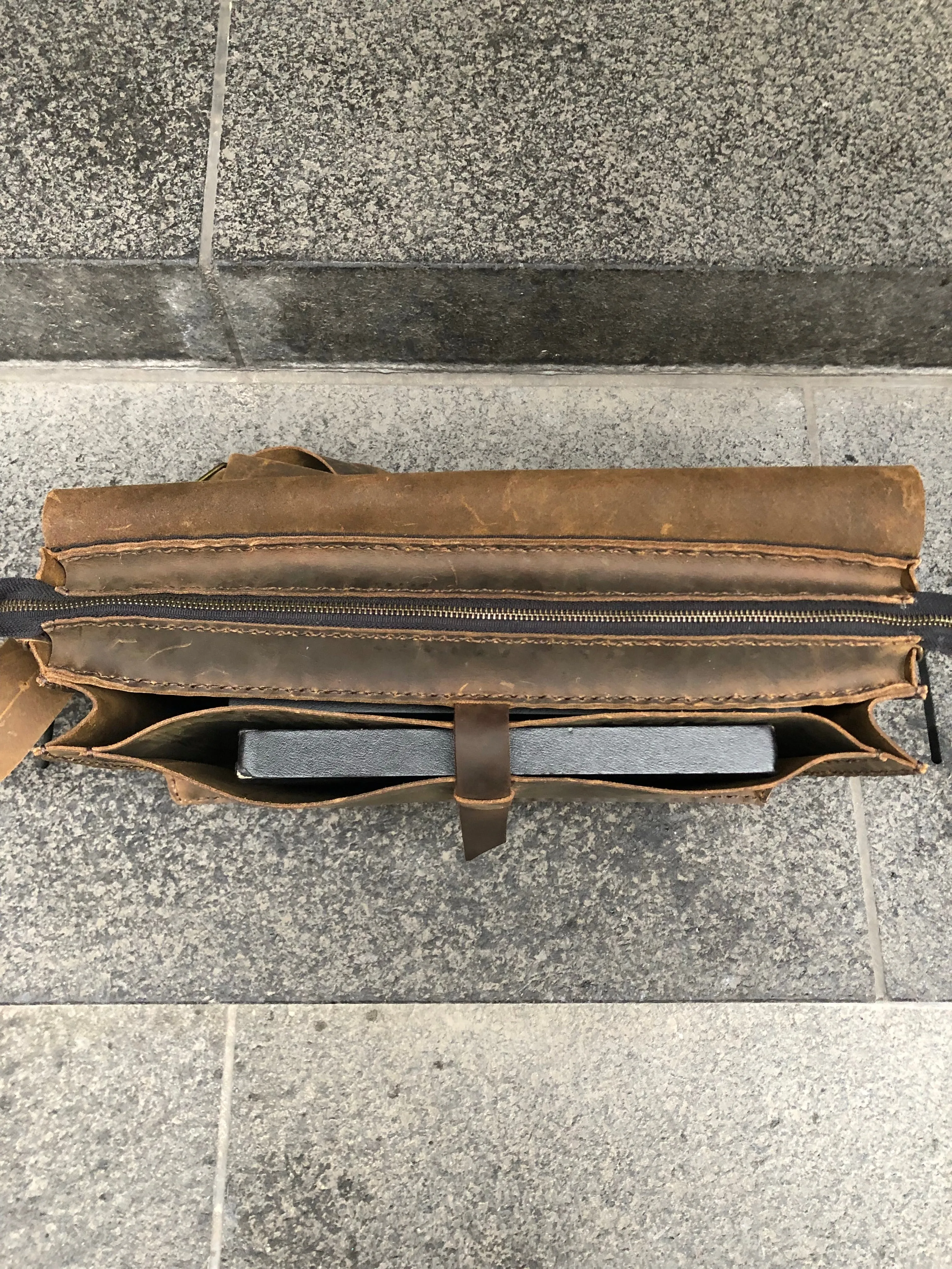 Gusseted Briefcase / Minimalist Leather Briefcase / Double Compartment Bag / Handstitched Leather