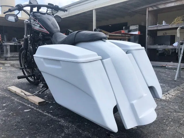 Harley Davidson Sportster 883 / Dyna / Sportster 5" Dual Cut Out Saddlebags Kit   Lids