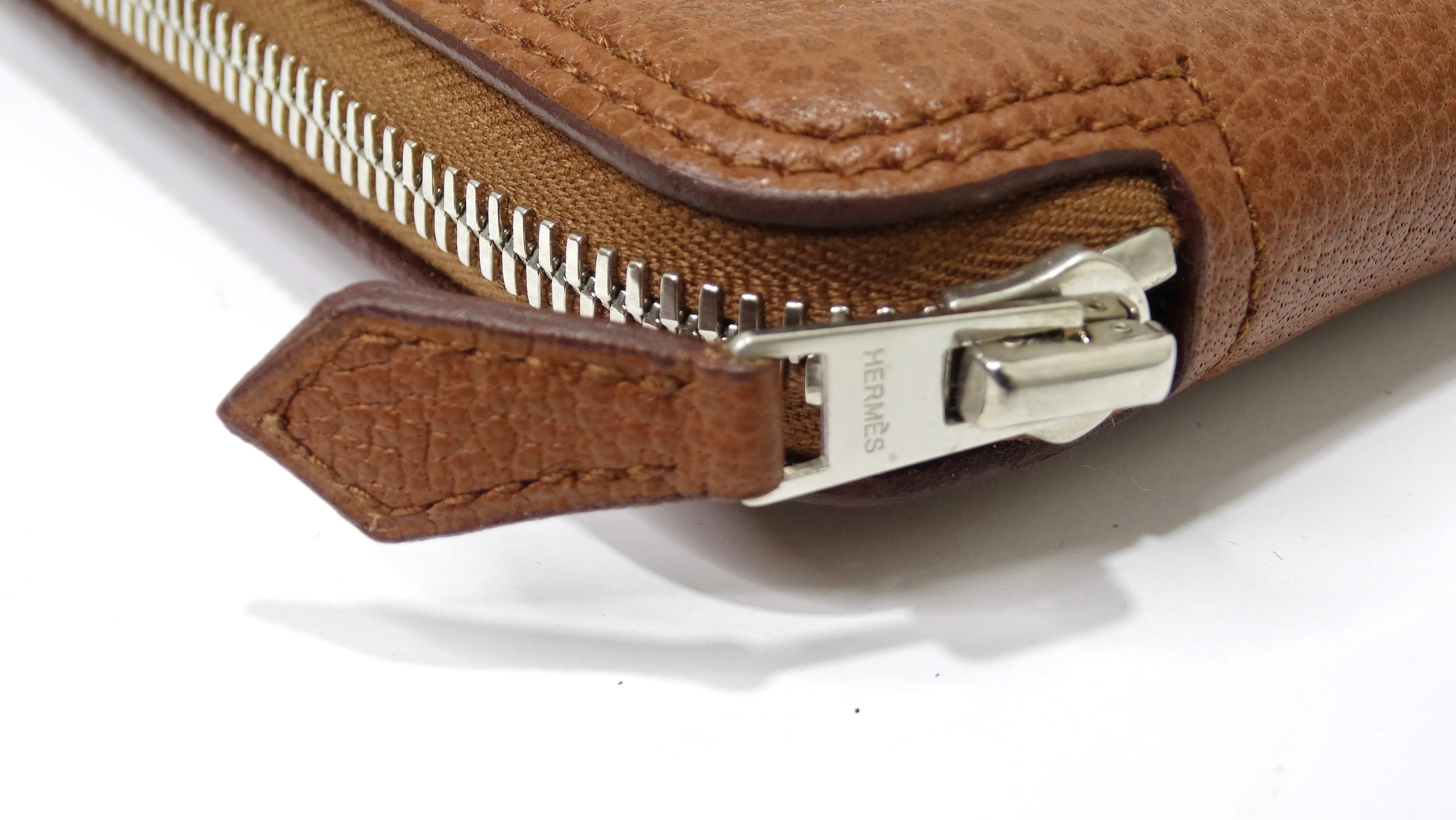 HERMES Foldable Silky Pop Bag in Brown Leather and Printed Silk