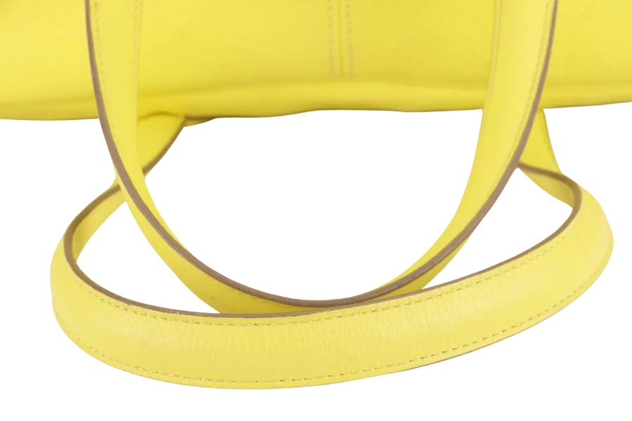 HERMES SAC VICTORIA II 35 LIME CLEMENCE LEATHER PALLADIUM HARDWARE STAMP X (YEAR 2016) WITH KEYS, PADLOCK AND DUST COVER