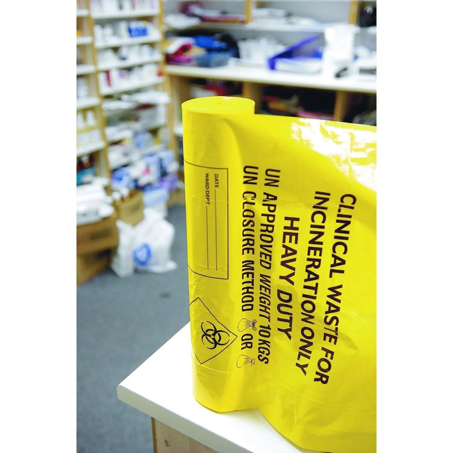 KleenMe Clinical Waste Sacks | Yellow | Roll | Heavy Duty | Roll of 25