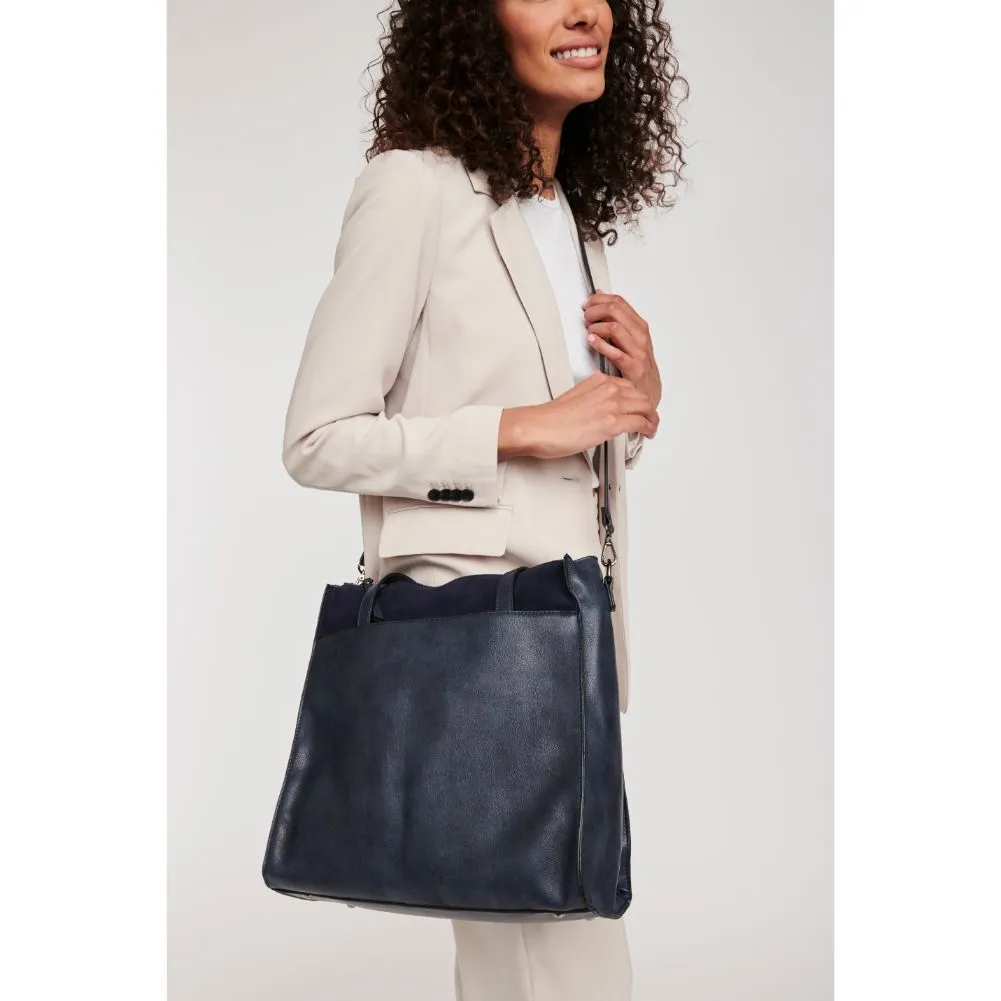 Lilian Tote