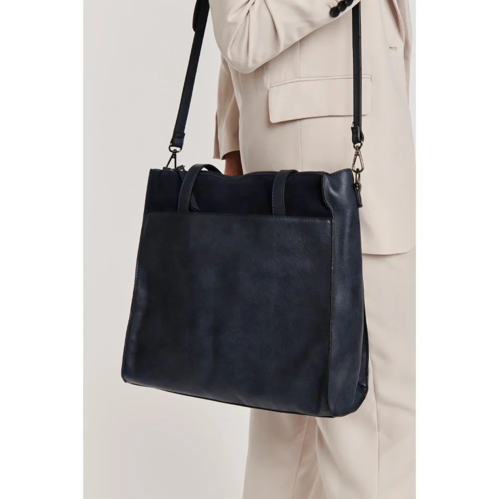 Lilian Tote
