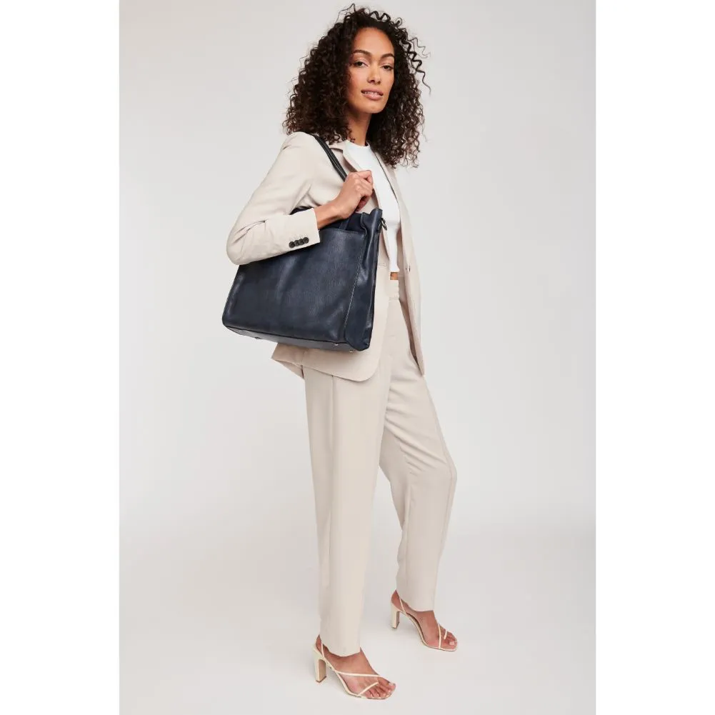 Lilian Tote