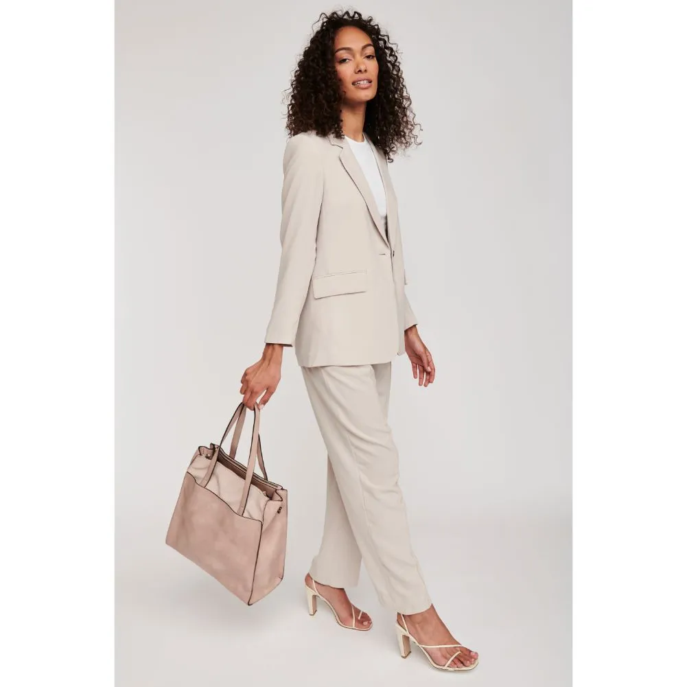 Lilian Tote