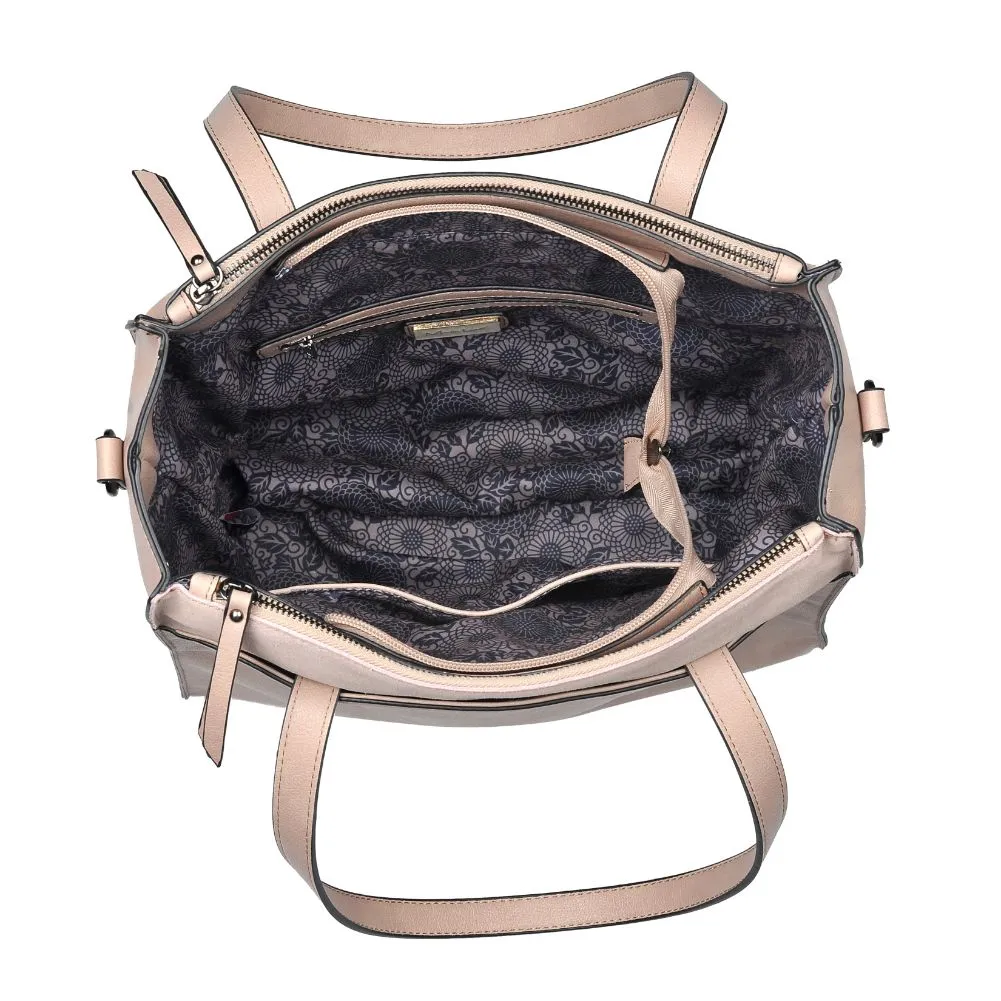 Lilian Tote