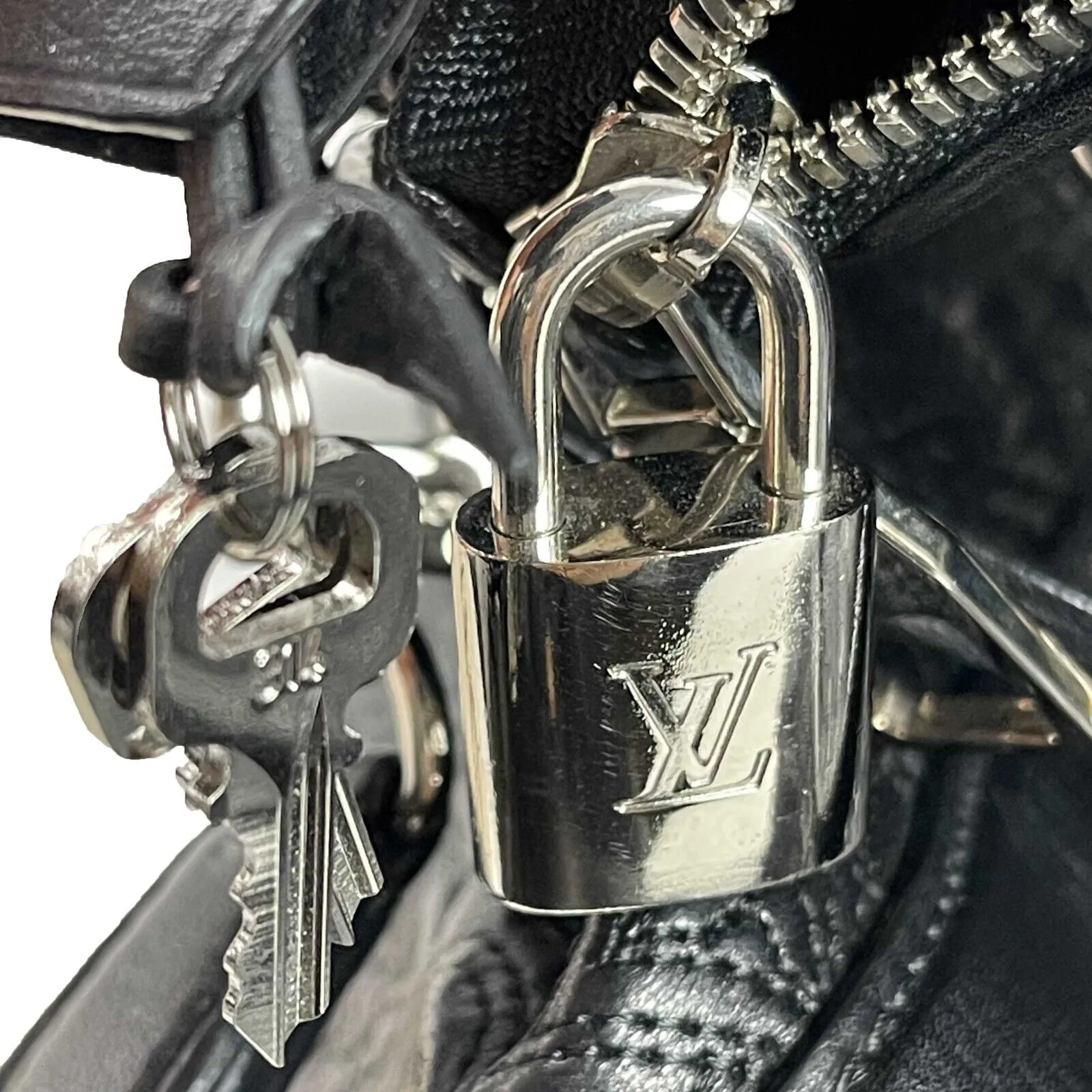 Louis Vuitton Antheia Ixia Monogram PM Black Leather Crossbody Handbag 2011