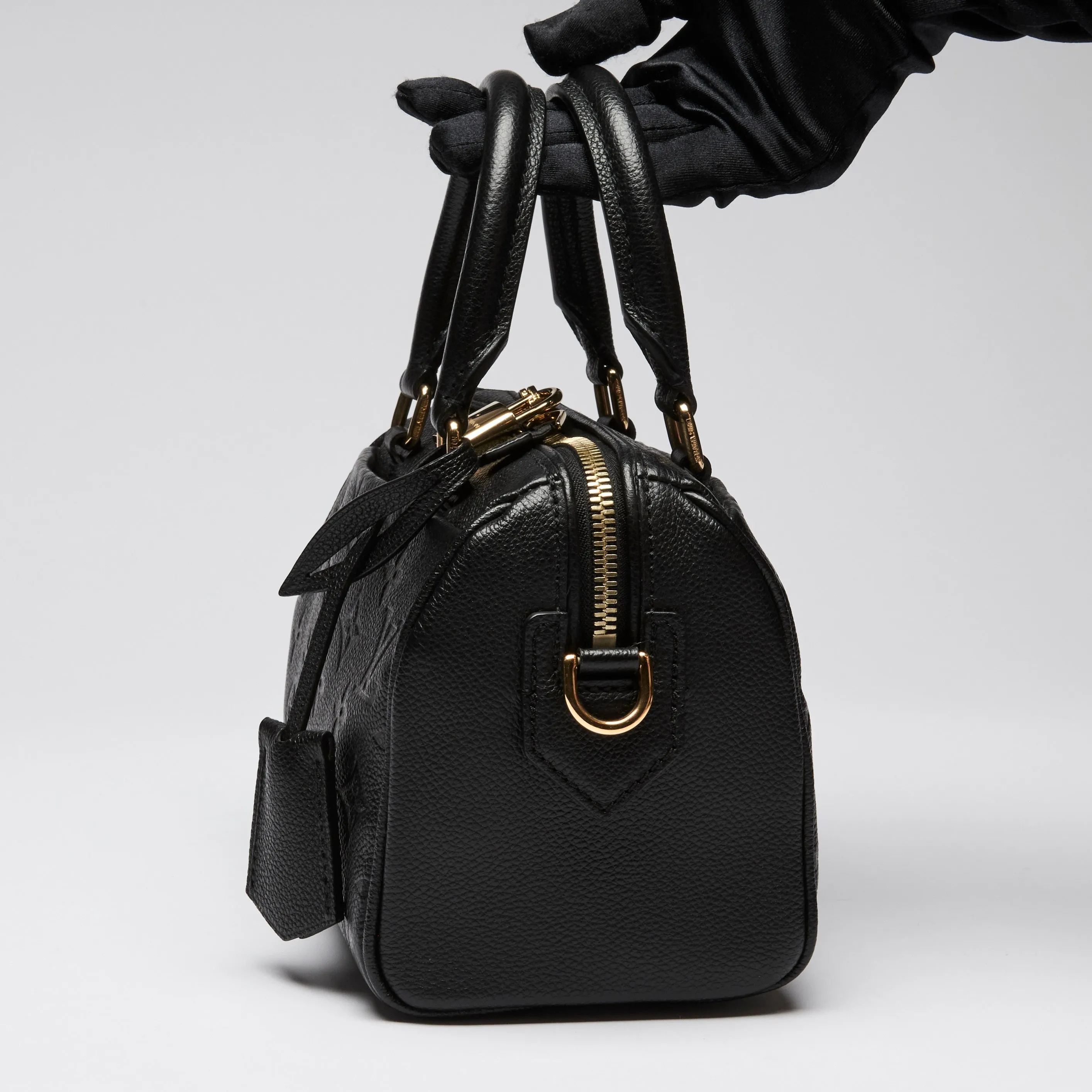Louis Vuitton Black Monogram Empreinte Leather Speedy Bandoulière Hand Bag 20
