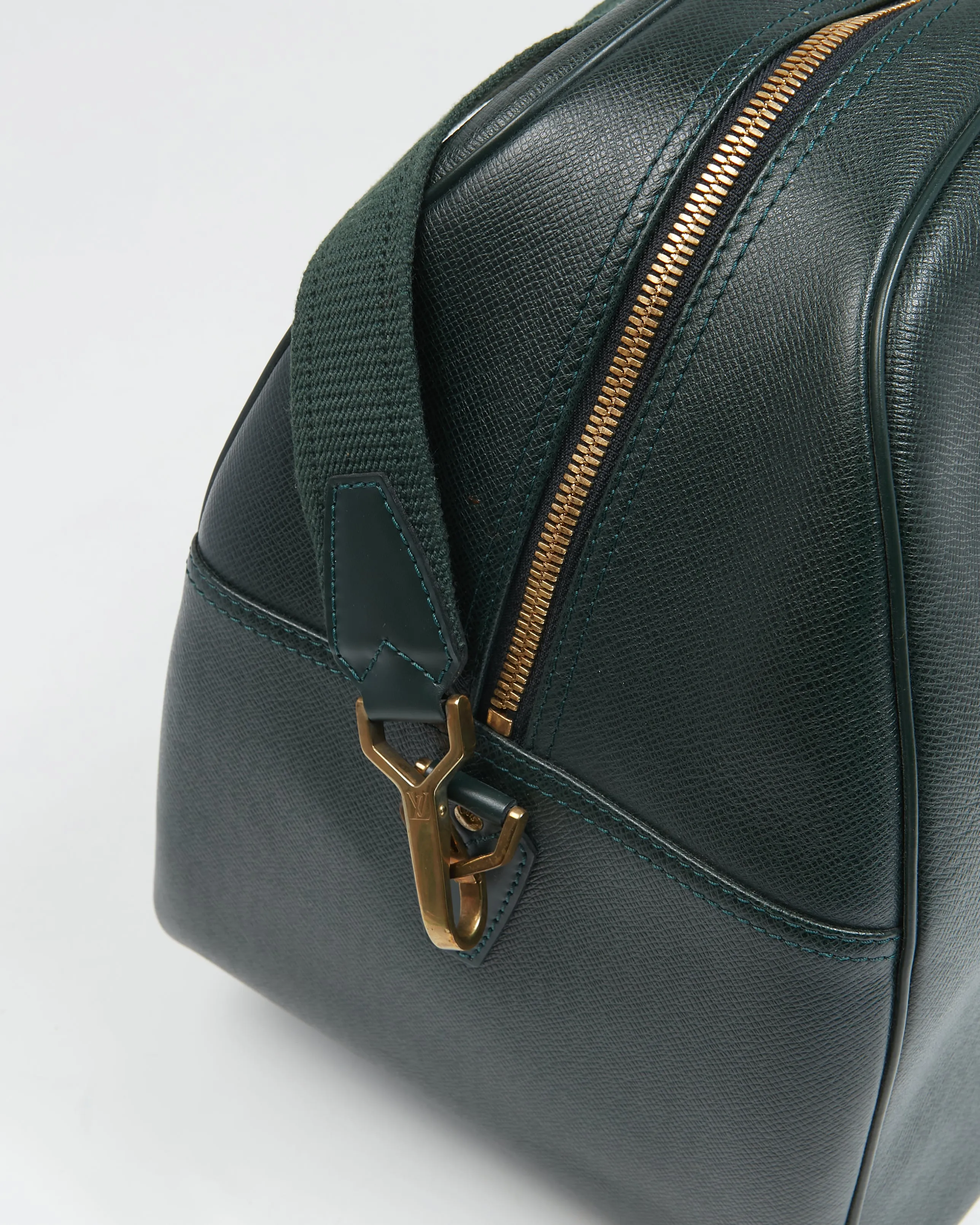 Louis Vuitton Hunter Green Taiga Leather Kendall Duffle Travel Bag