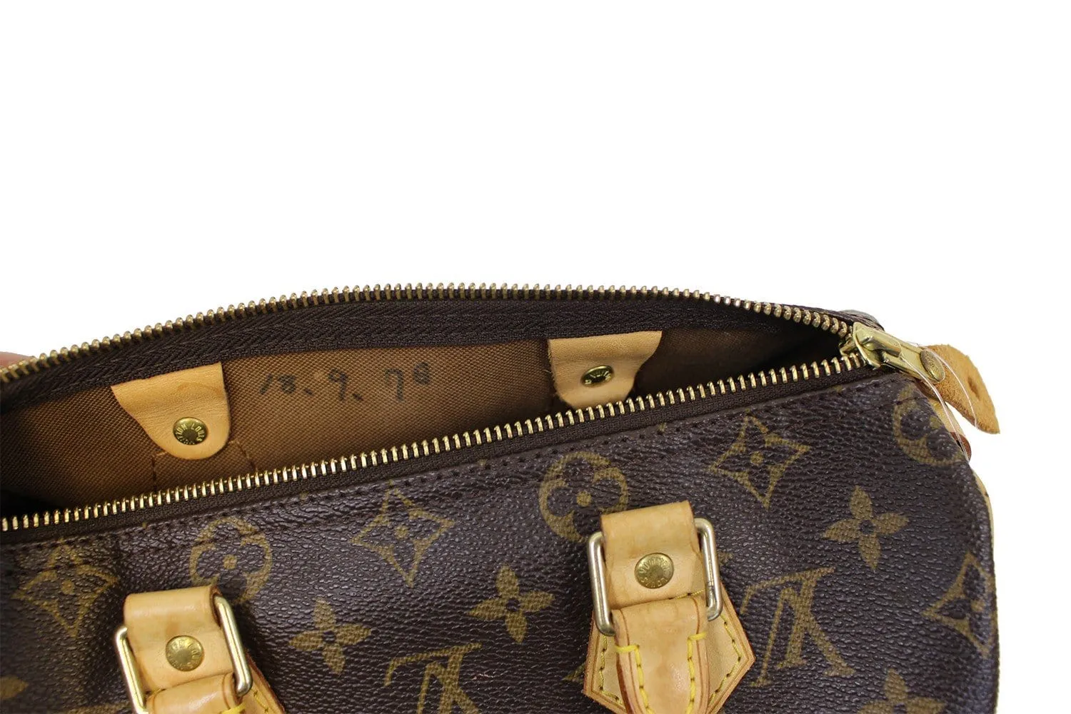 LOUIS VUITTON Monogram Canvas Speedy 25 Handbag