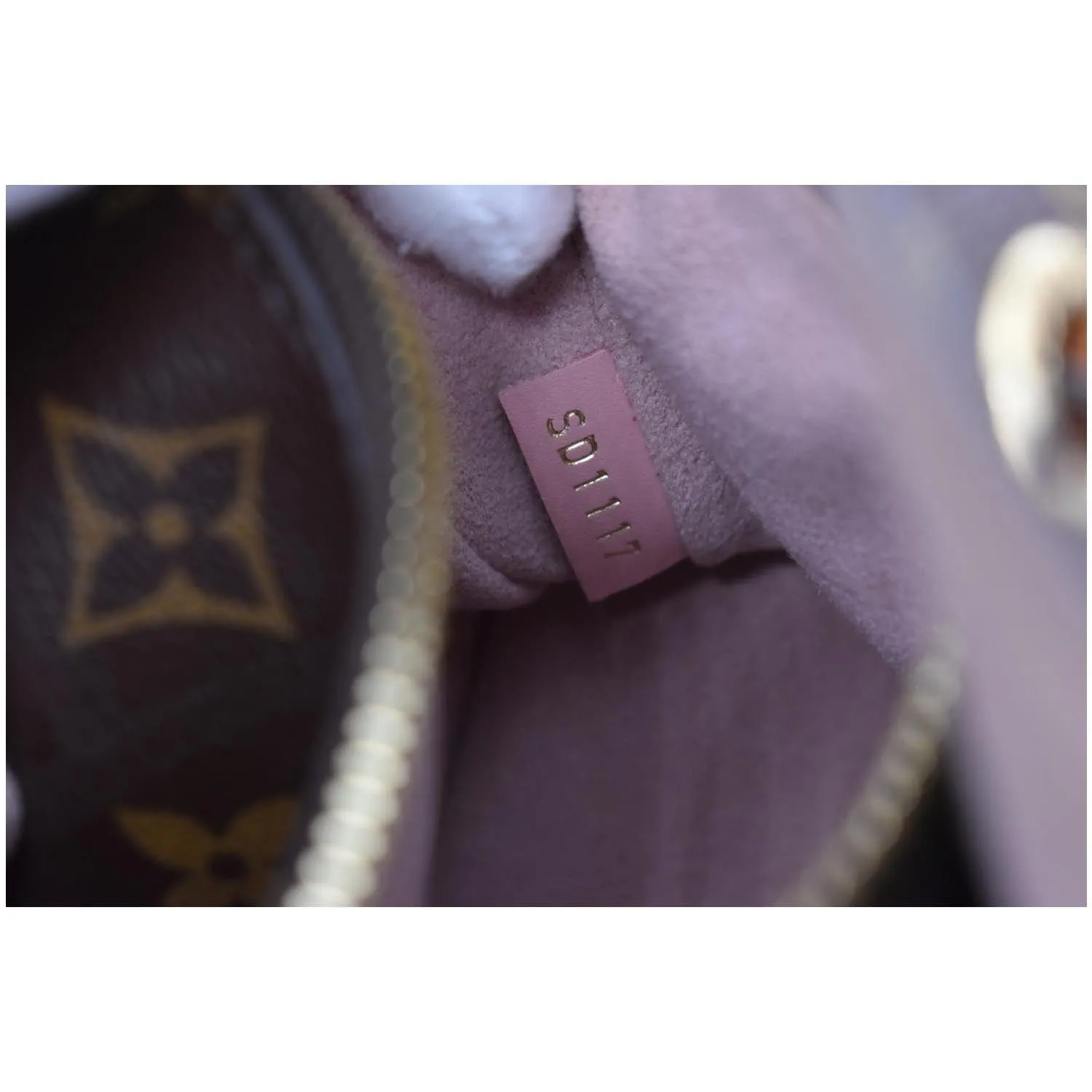 LOUIS VUITTON Neonoe MM Monogram Canvas Shoulder Bag Pink