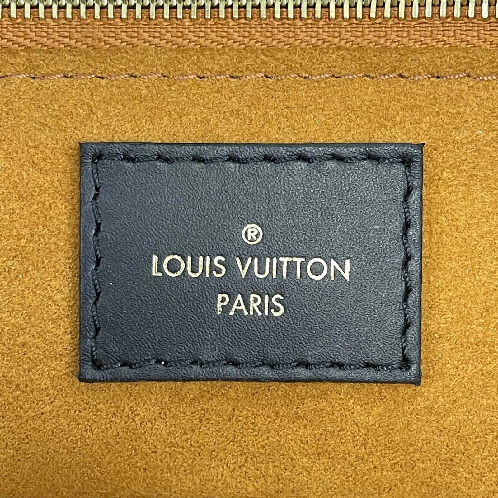 Louis Vuitton - On the go MM Empreinte Black Leather Top Handle Shoulder Strap