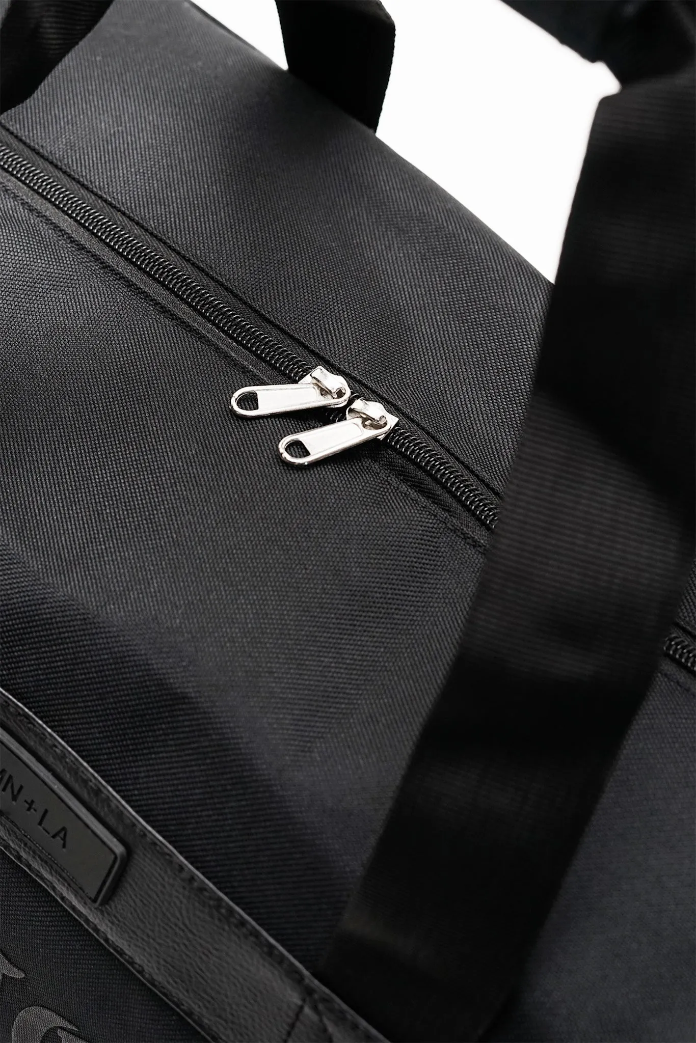 MN LA WEEKENDER MONEY BAG V2