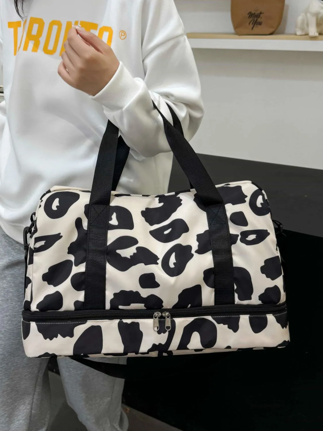 Oxford Cloth Leopard Travel Bag    XXXXXXXX