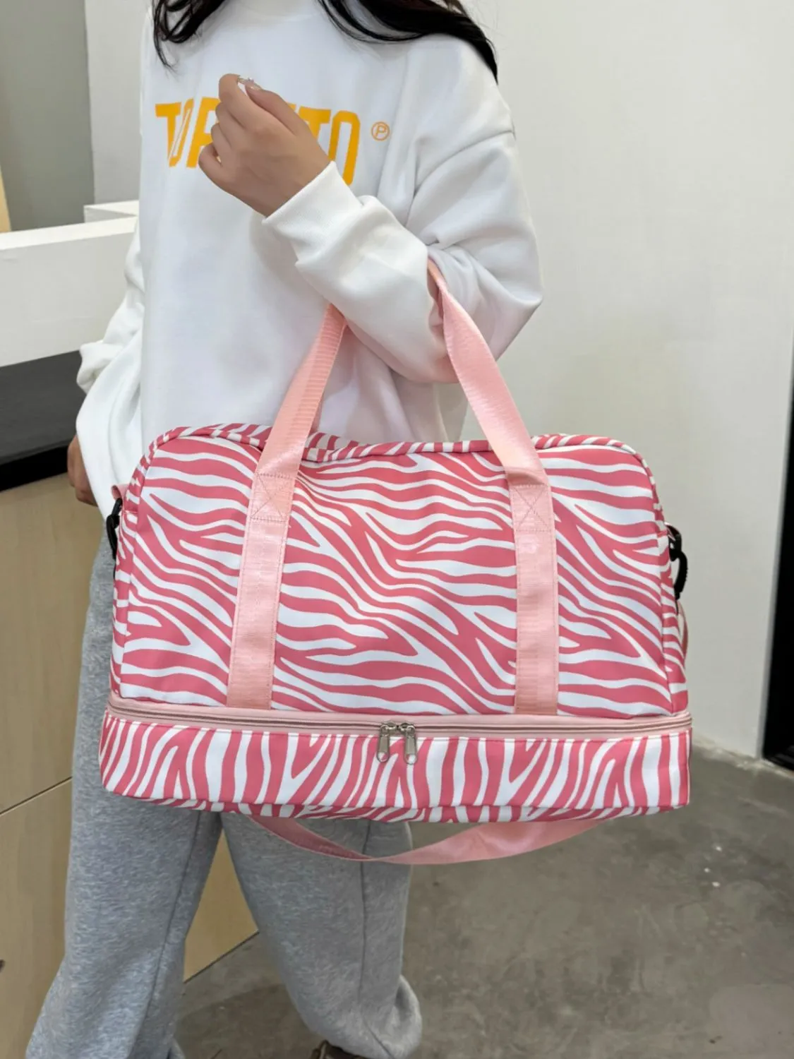 Oxford Cloth Leopard Travel Bag    XXXXXXXX