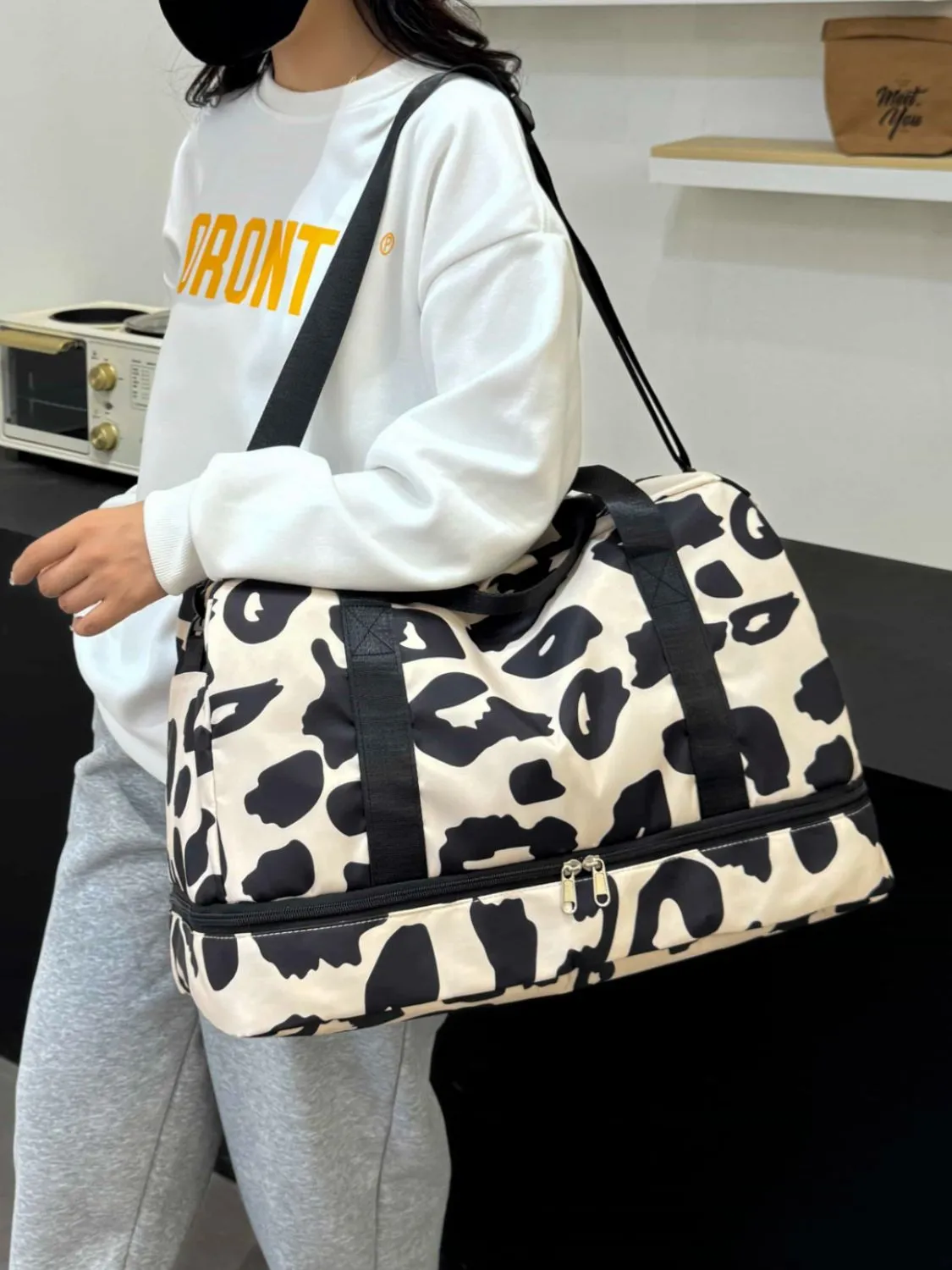 Oxford Cloth Leopard Travel Bag    XXXXXXXX