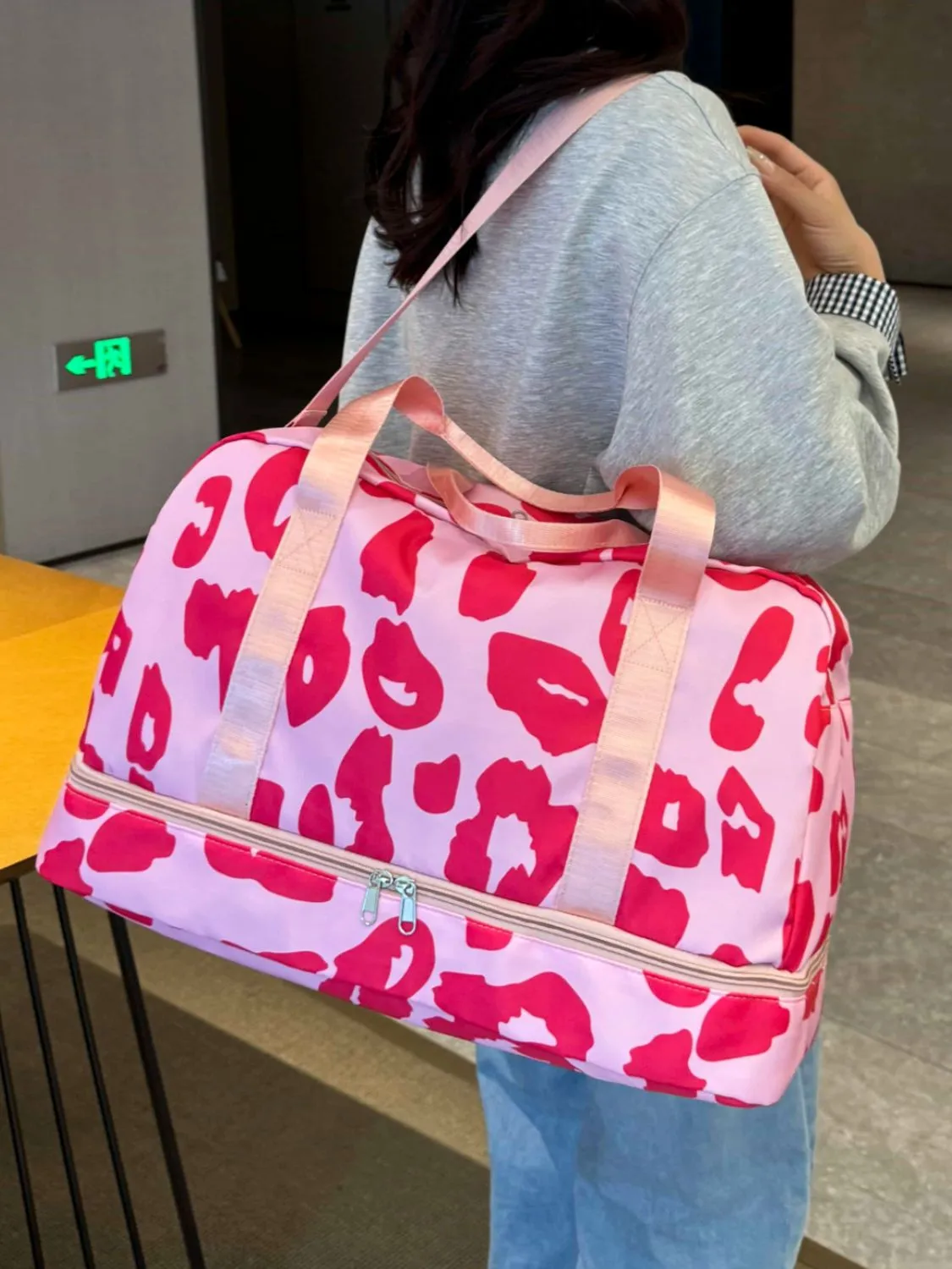 Oxford Cloth Leopard Travel Bag    XXXXXXXX